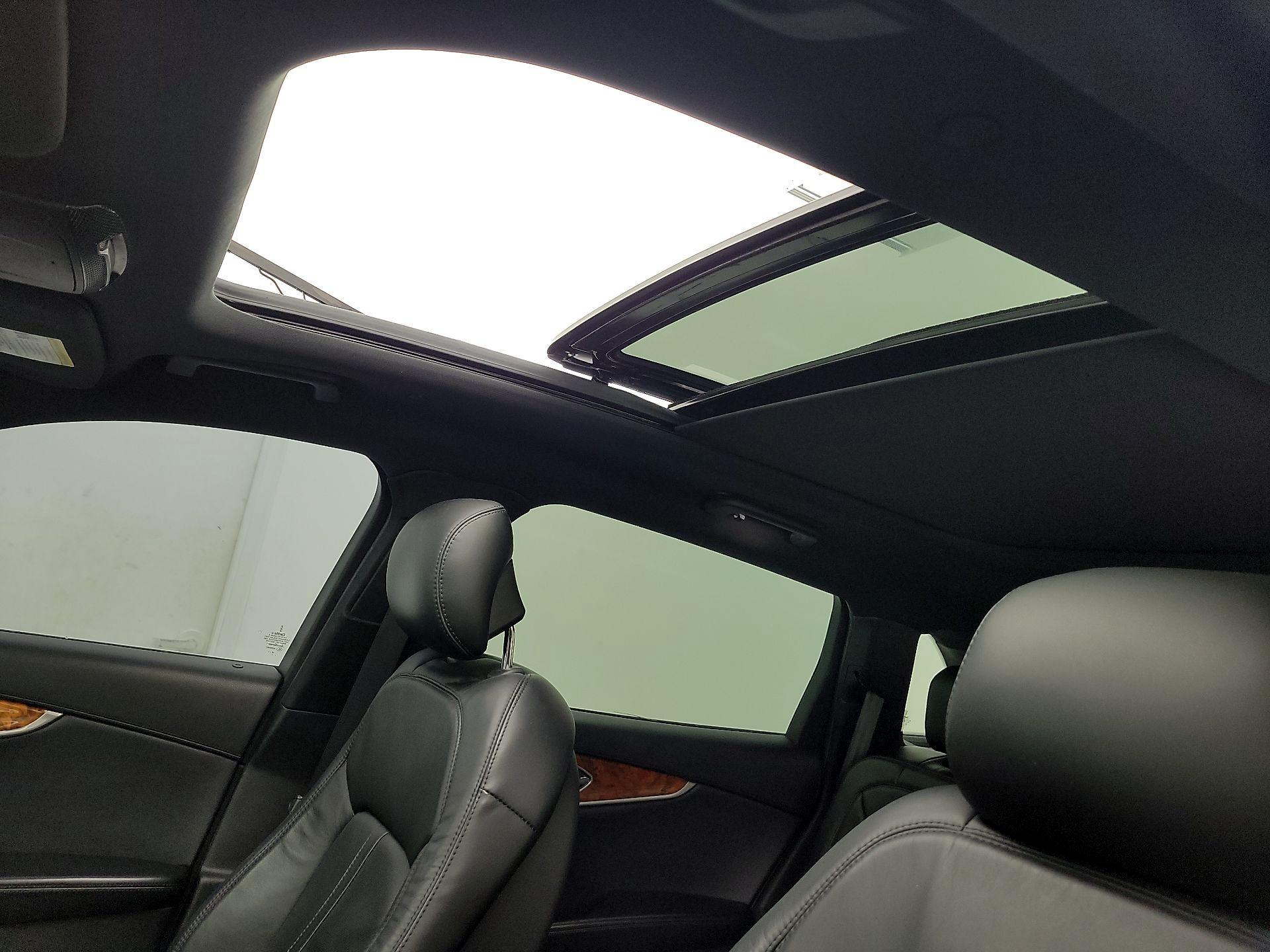 Thumbnail: 2017 Lincoln MKX - 20