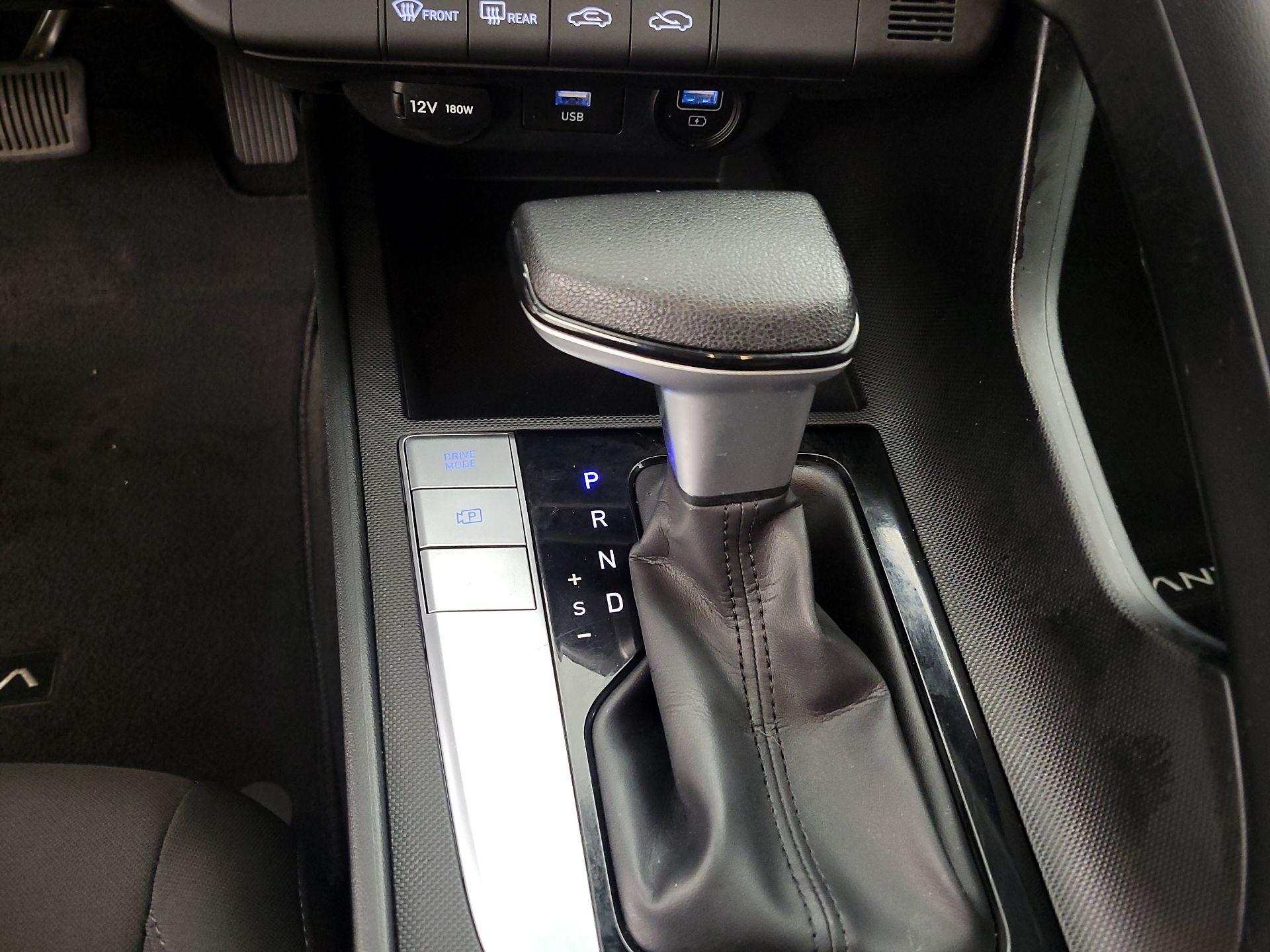 Thumbnail: 2023 Hyundai Elantra - 15