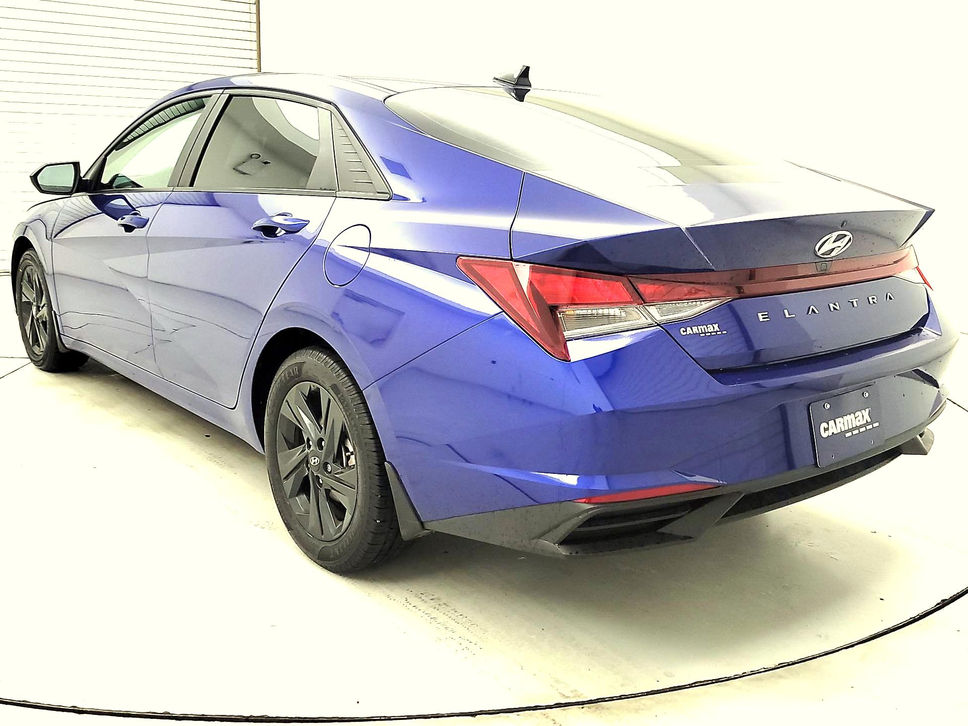 Thumbnail: 2023 Hyundai Elantra - 7