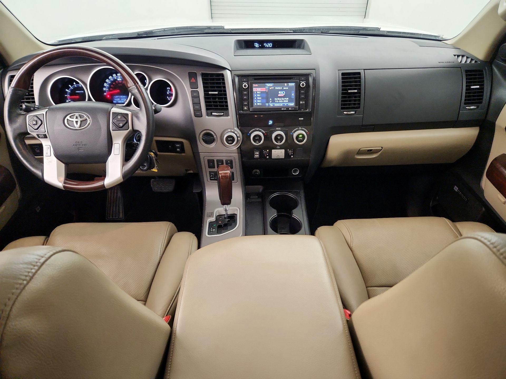 Thumbnail: 2014 Toyota Sequoia - 9