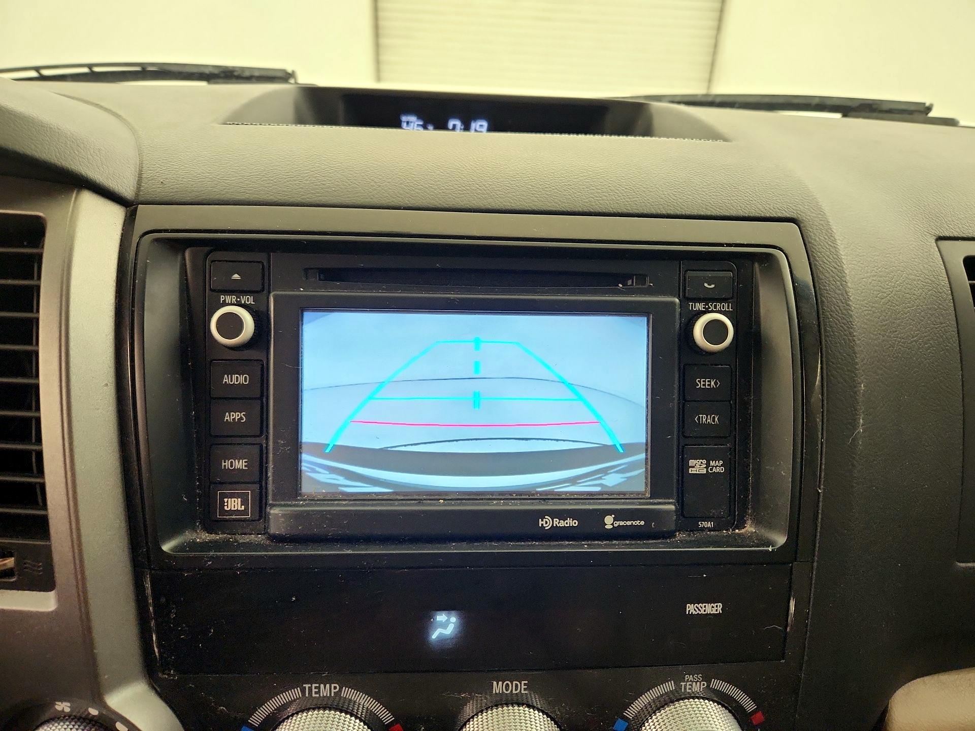 Thumbnail: 2014 Toyota Sequoia - 14