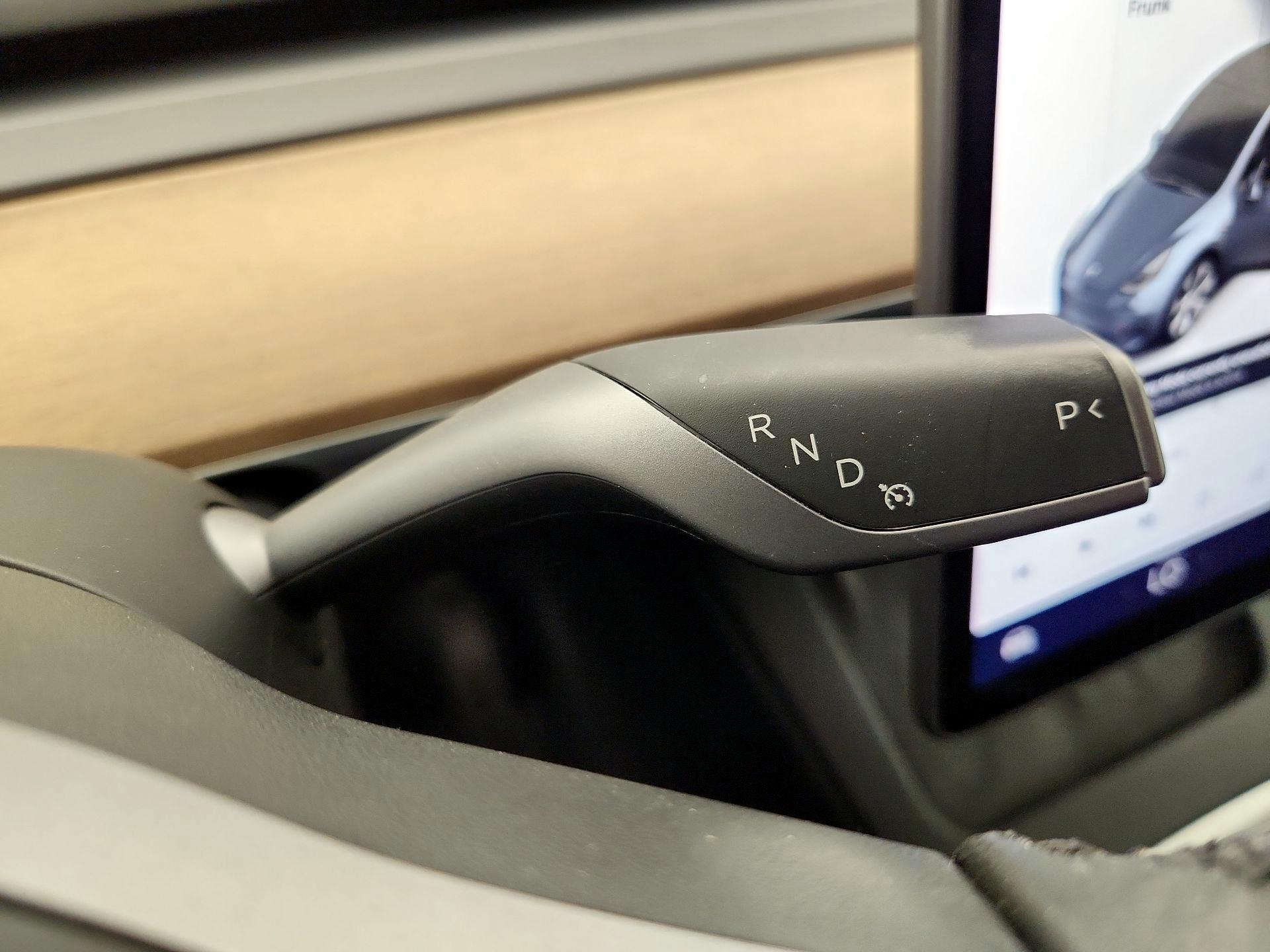 Thumbnail: 2022 Tesla Model Y - 18