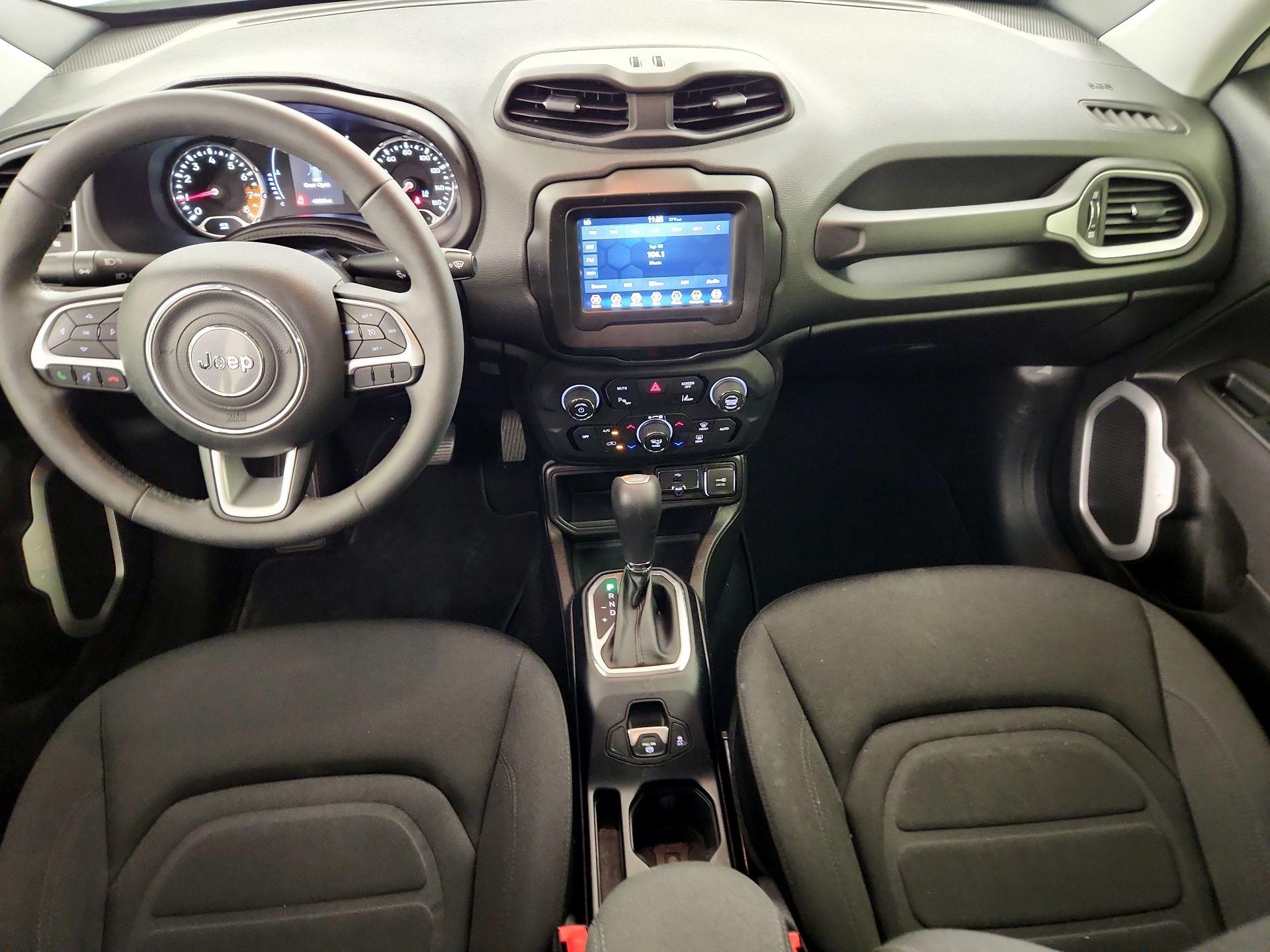 Thumbnail: 2018 Jeep Renegade - 9