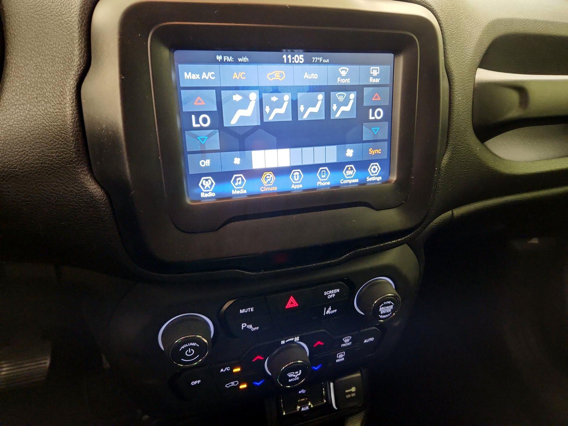 Thumbnail: 2018 Jeep Renegade - 16