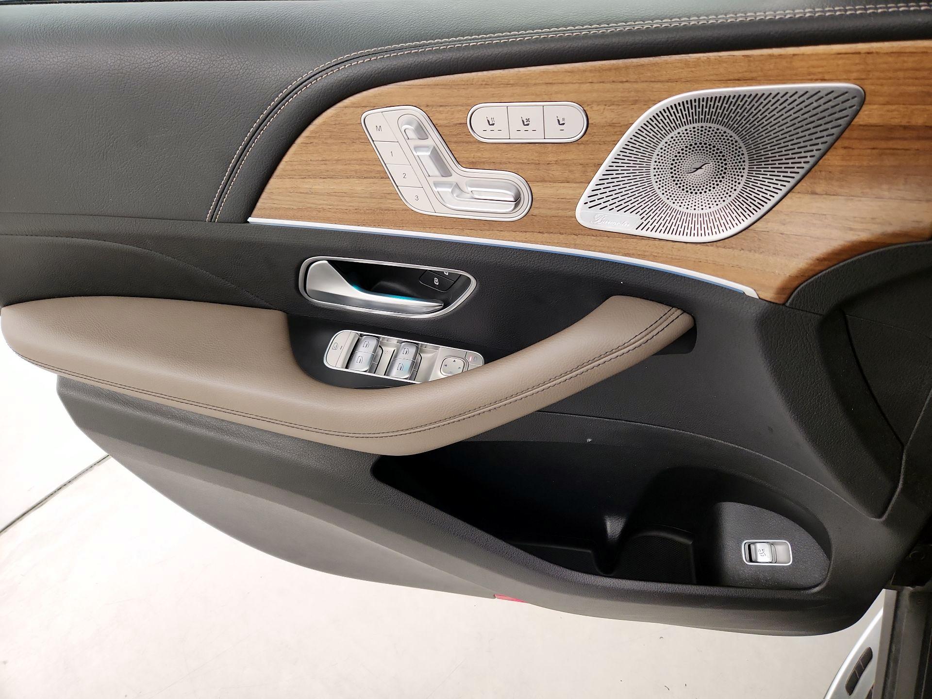 Thumbnail: 2020 Mercedes-Benz GLE - 12