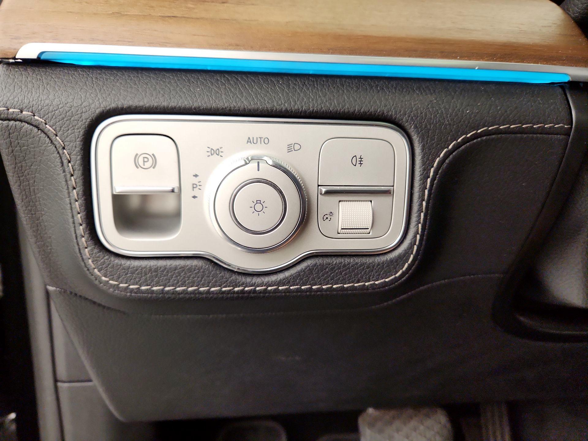 Thumbnail: 2020 Mercedes-Benz GLE - 13