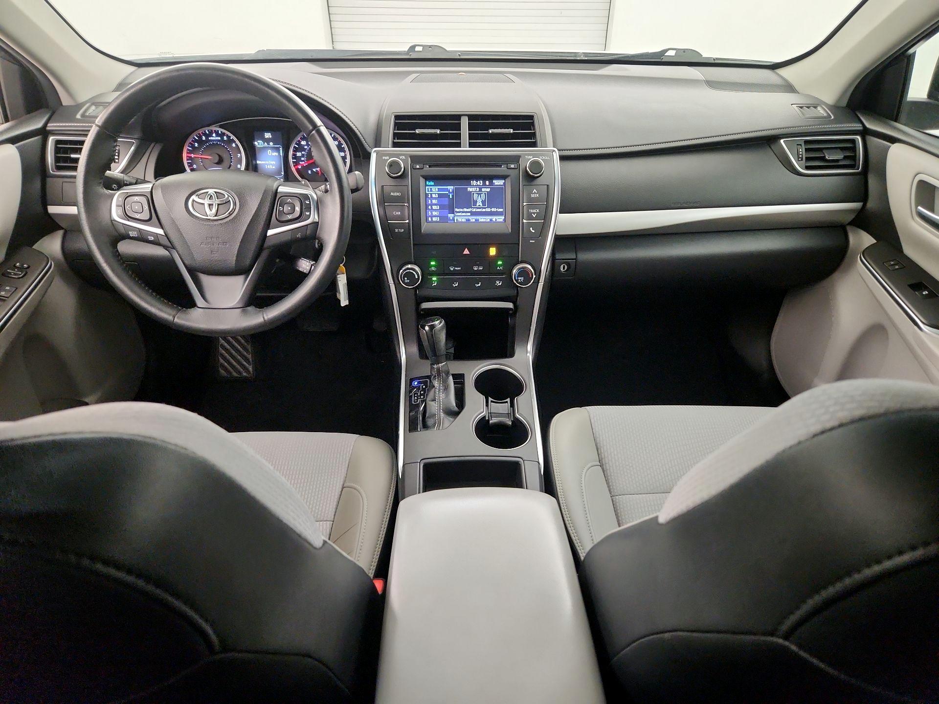 Thumbnail: 2017 Toyota Camry - 9