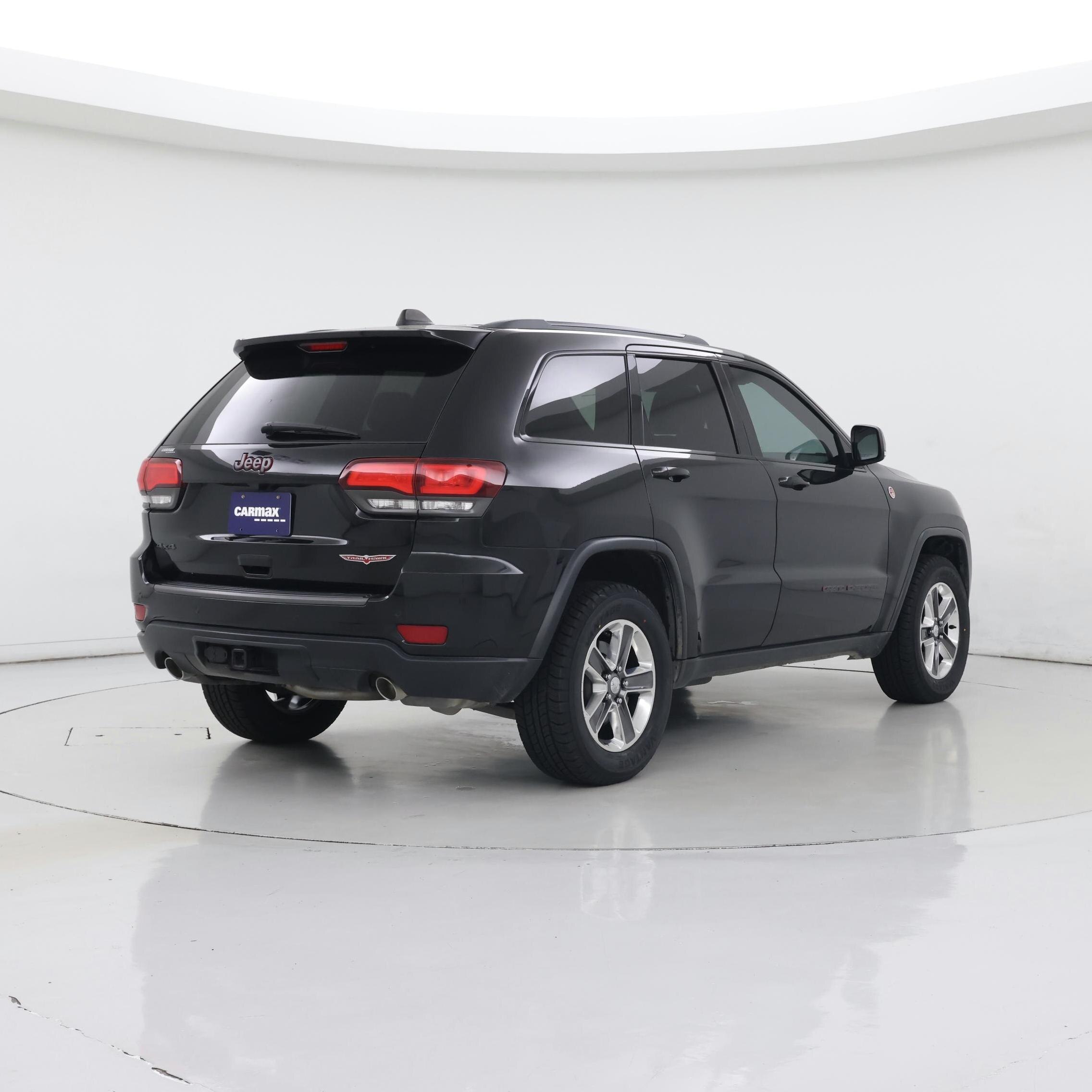 Thumbnail: 2019 Jeep Grand Cherokee - 8