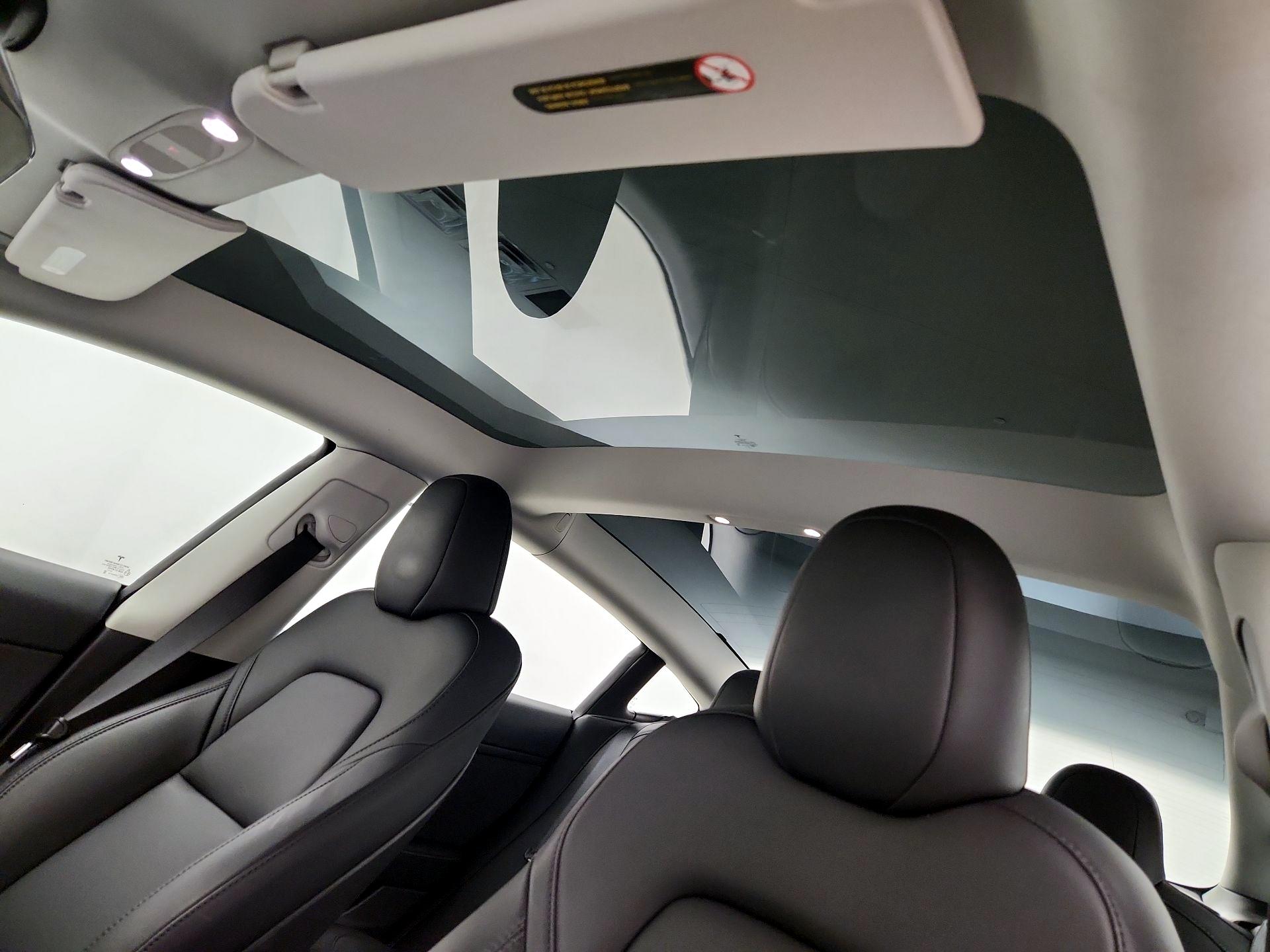 Thumbnail: 2023 Tesla Model 3 - 19