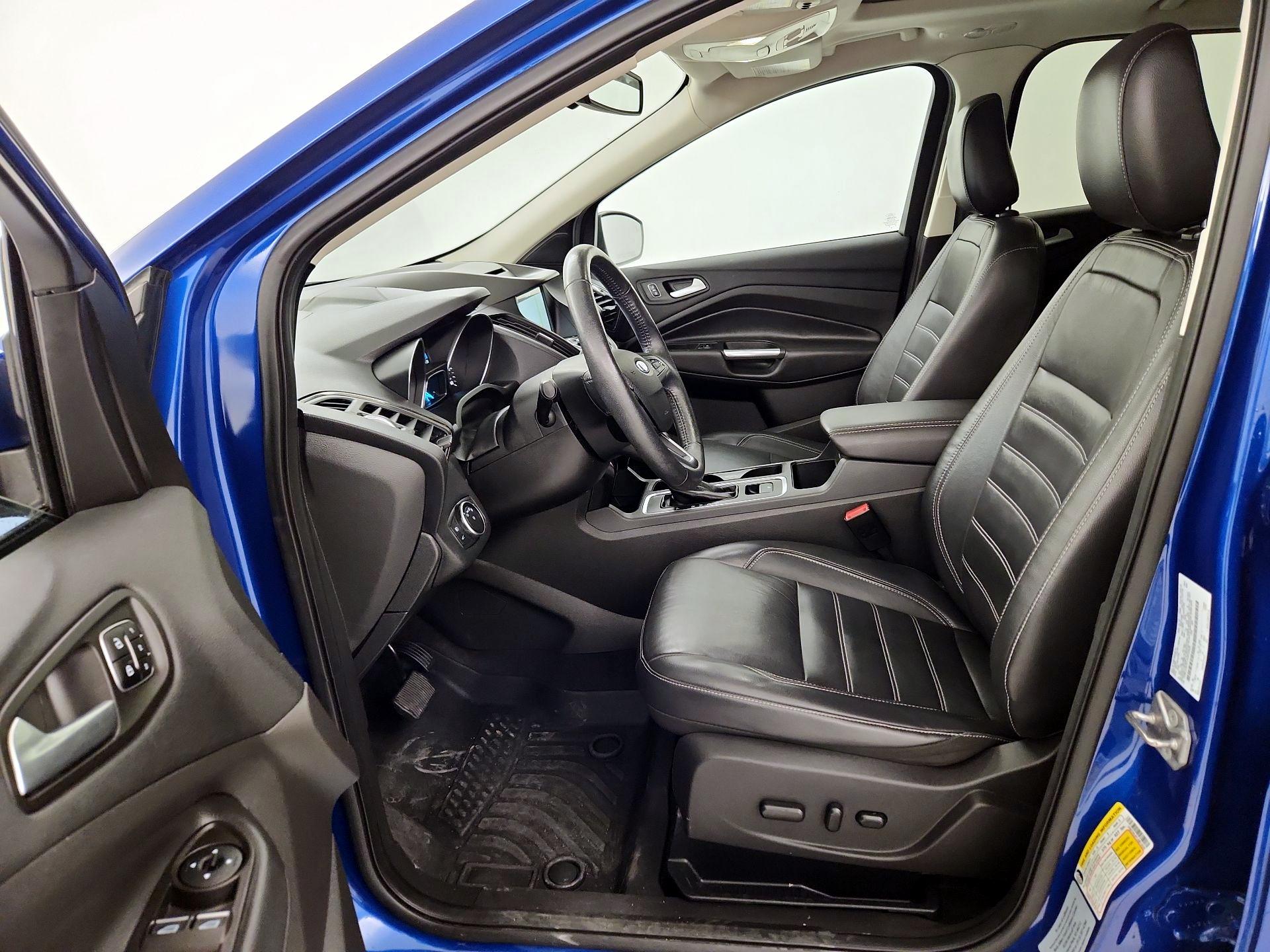 Thumbnail: 2018 Ford Escape - 11