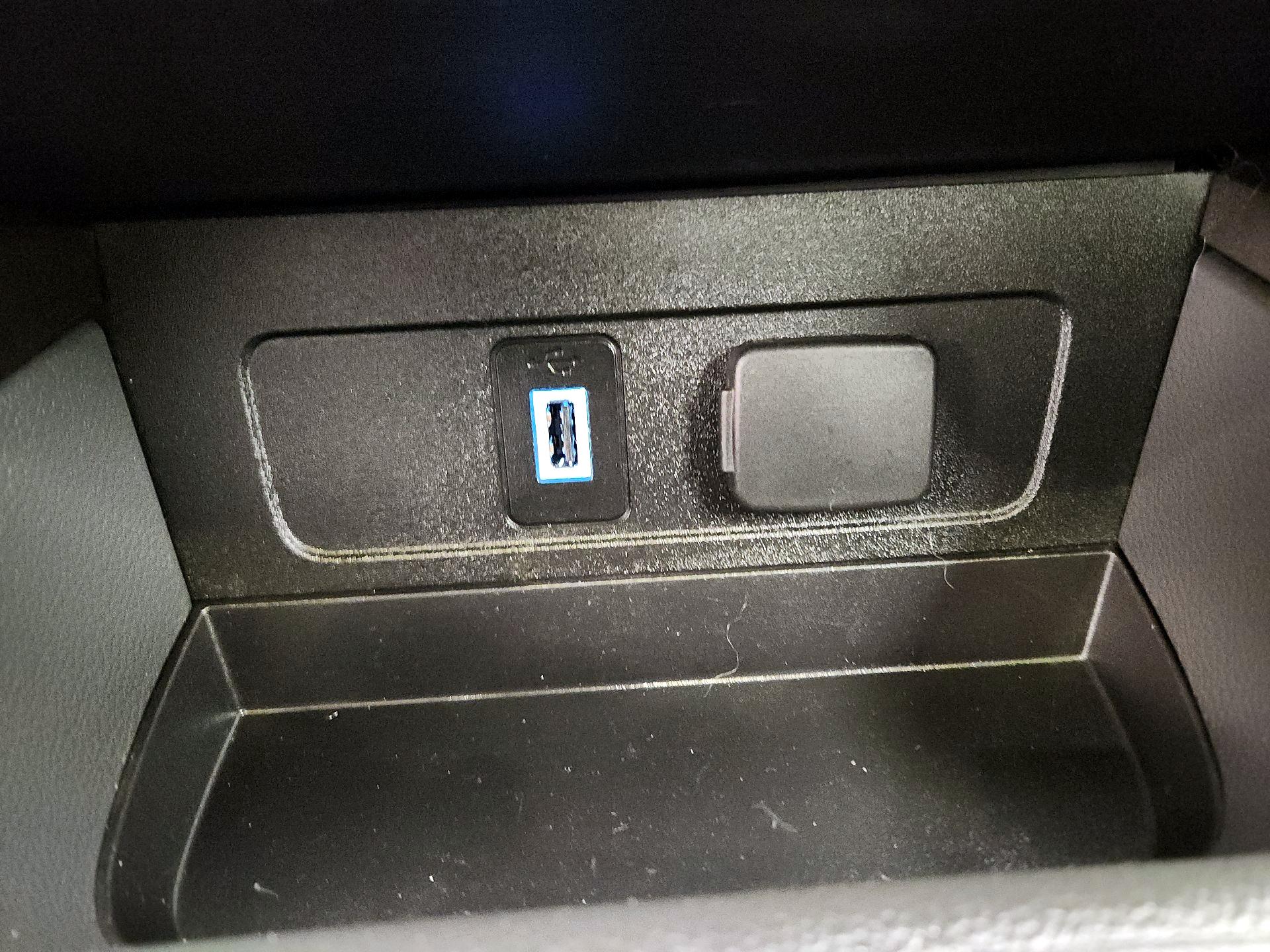 Thumbnail: 2018 Ford Escape - 19