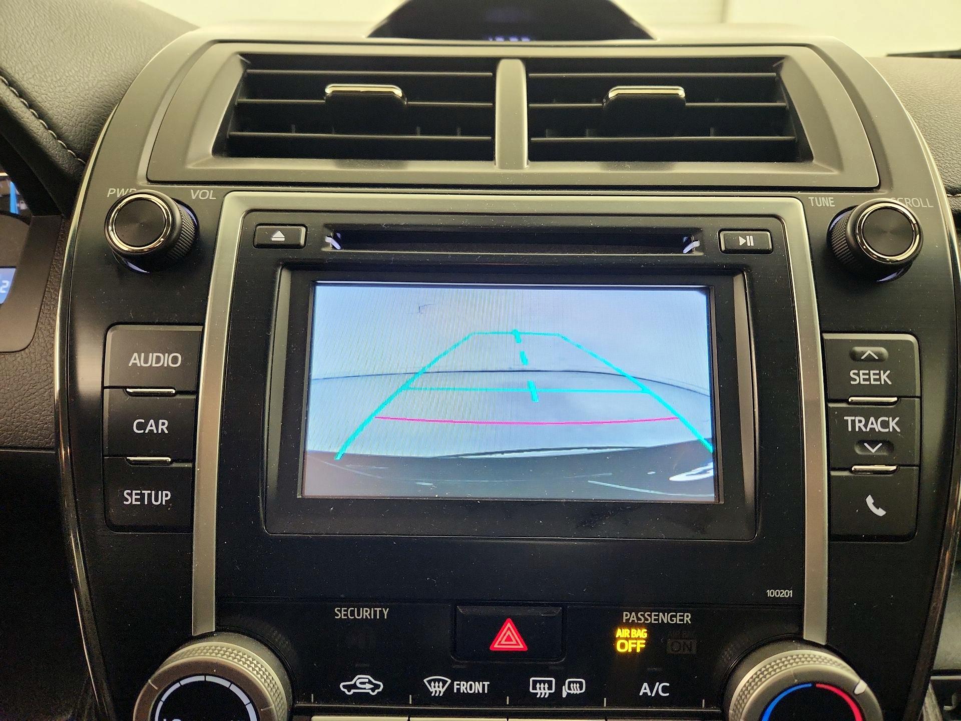 Thumbnail: 2014 Toyota Camry - 13