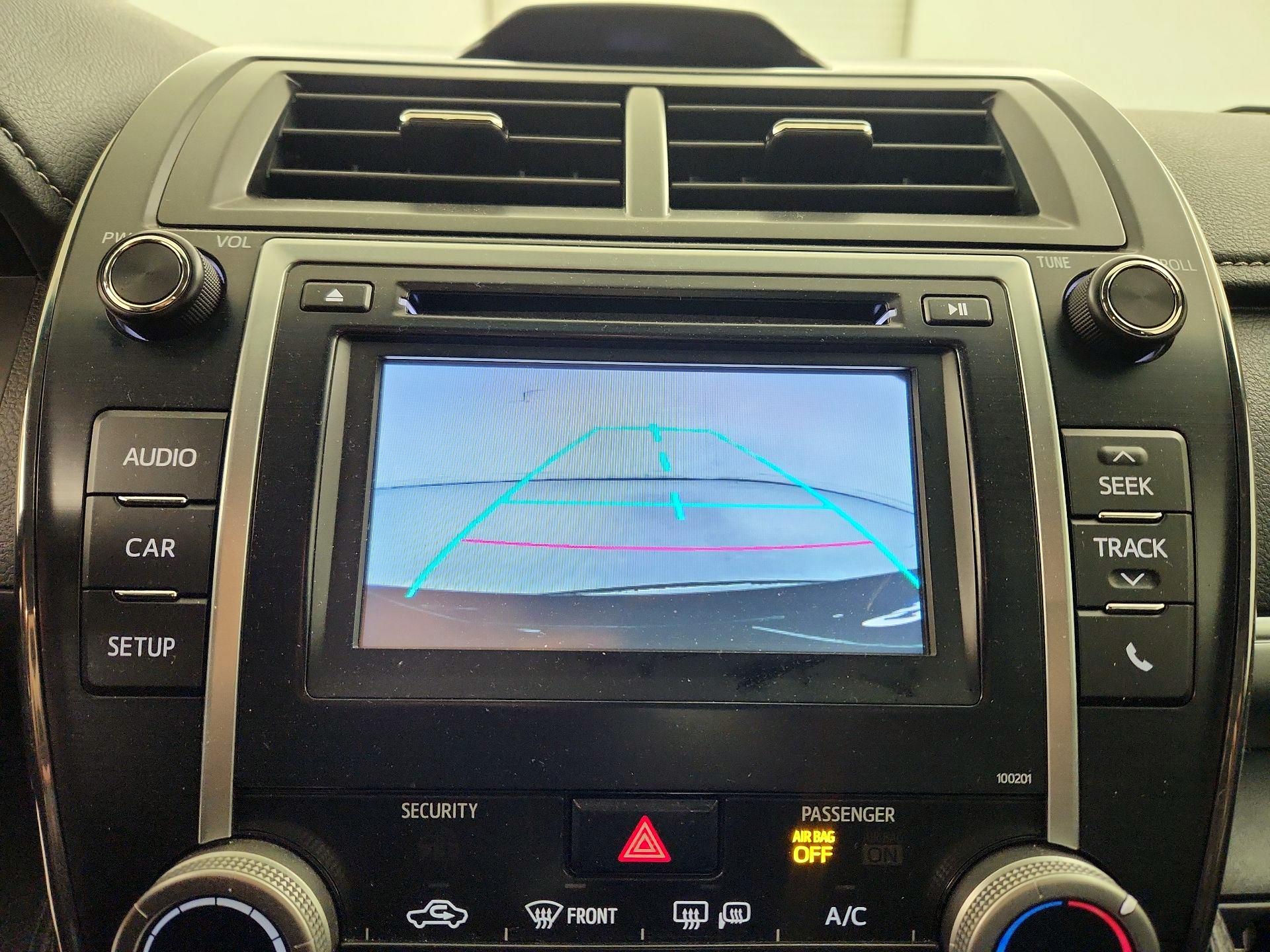 Thumbnail: 2014 Toyota Camry - 14