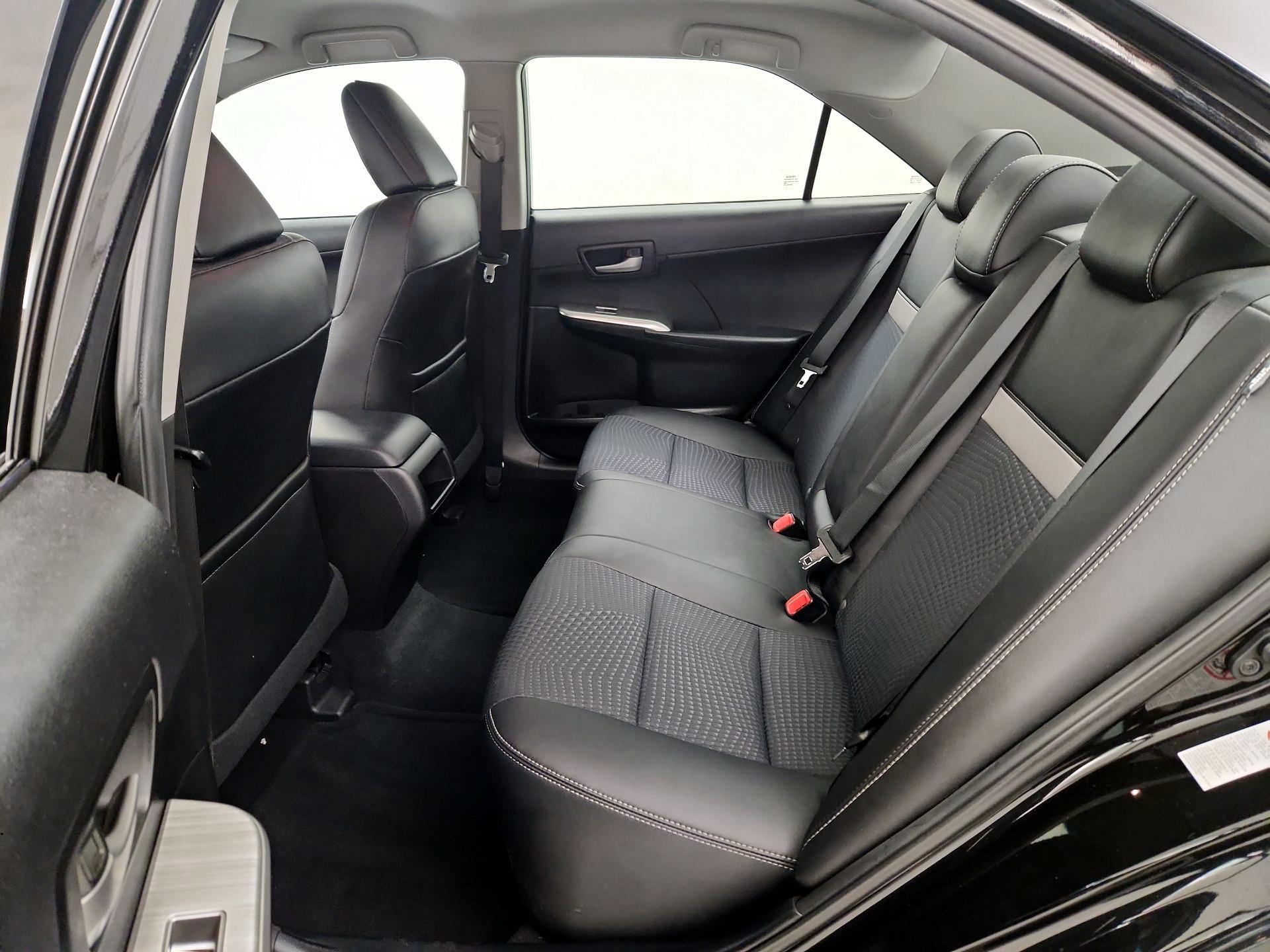 Thumbnail: 2014 Toyota Camry - 19