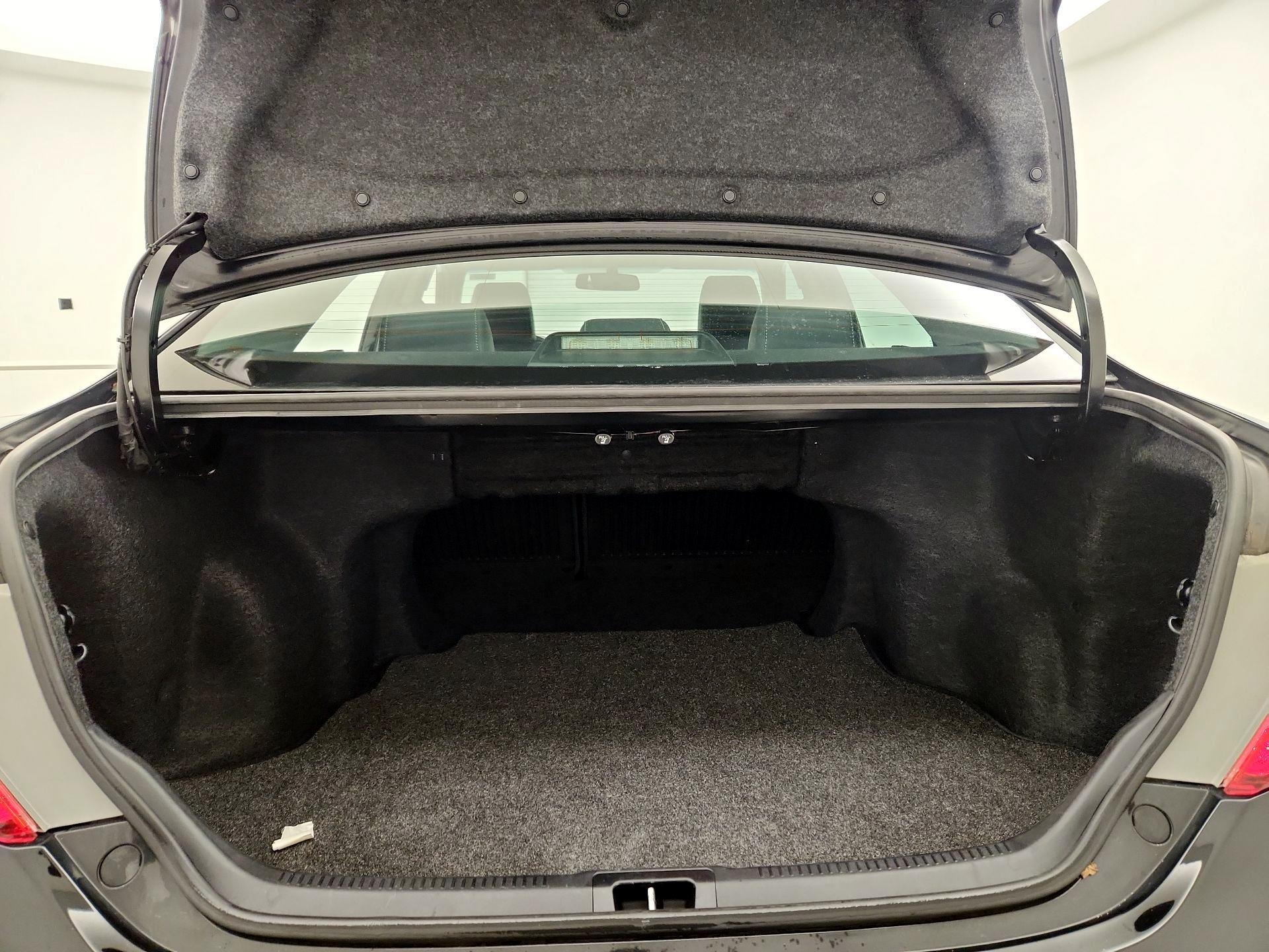 Thumbnail: 2014 Toyota Camry - 20