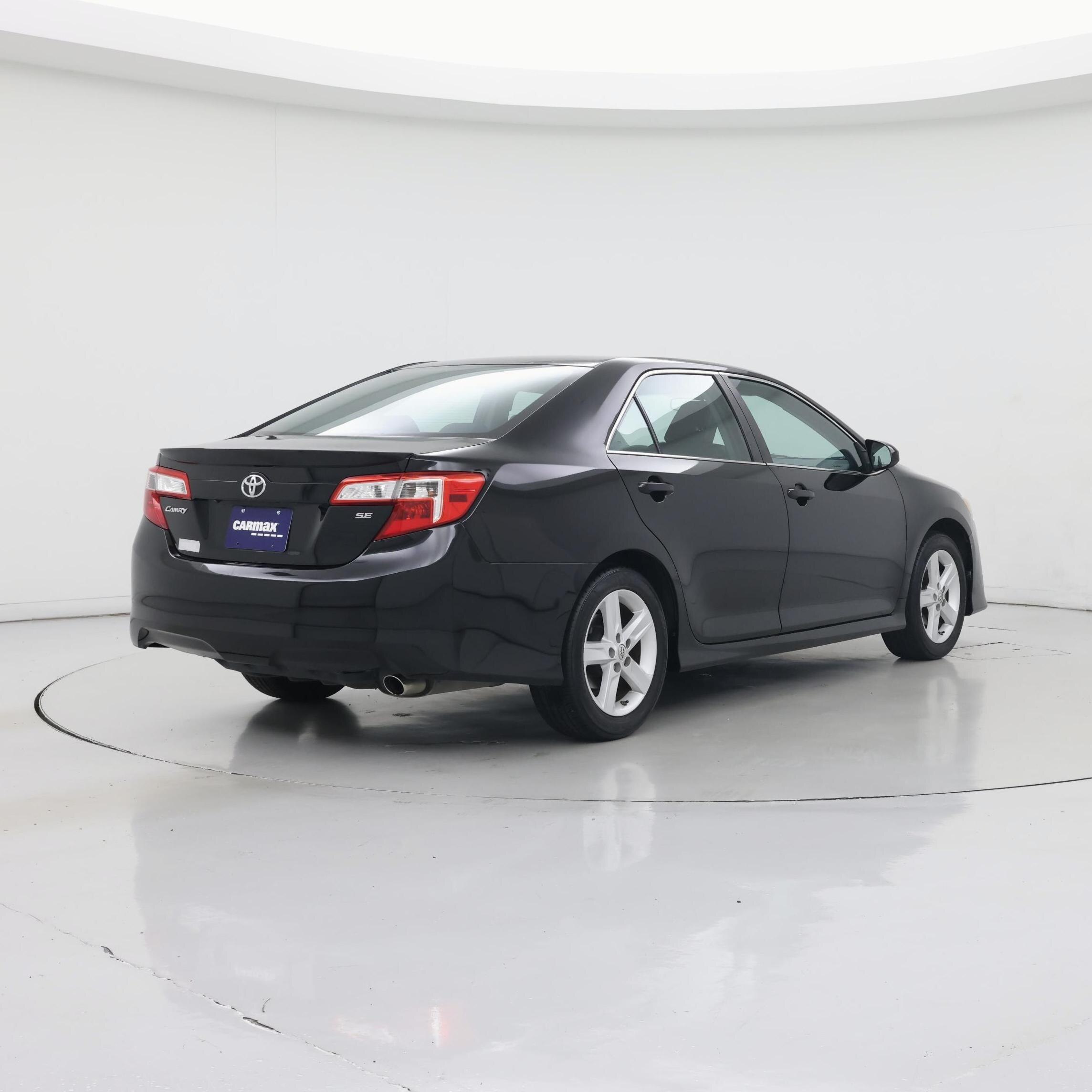 Thumbnail: 2014 Toyota Camry - 8