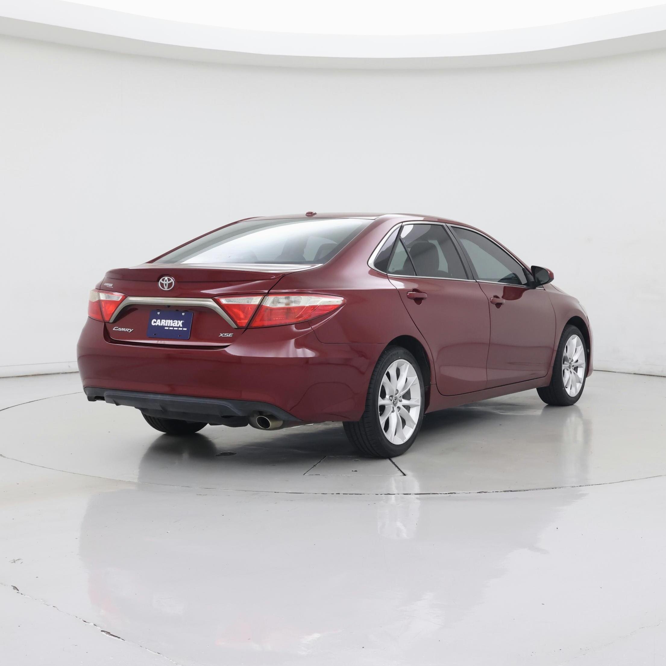 Thumbnail: 2016 Toyota Camry - 8