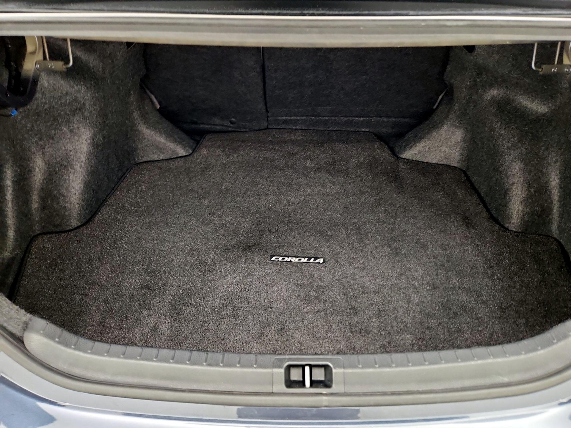 Thumbnail: 2015 Toyota Corolla - 20