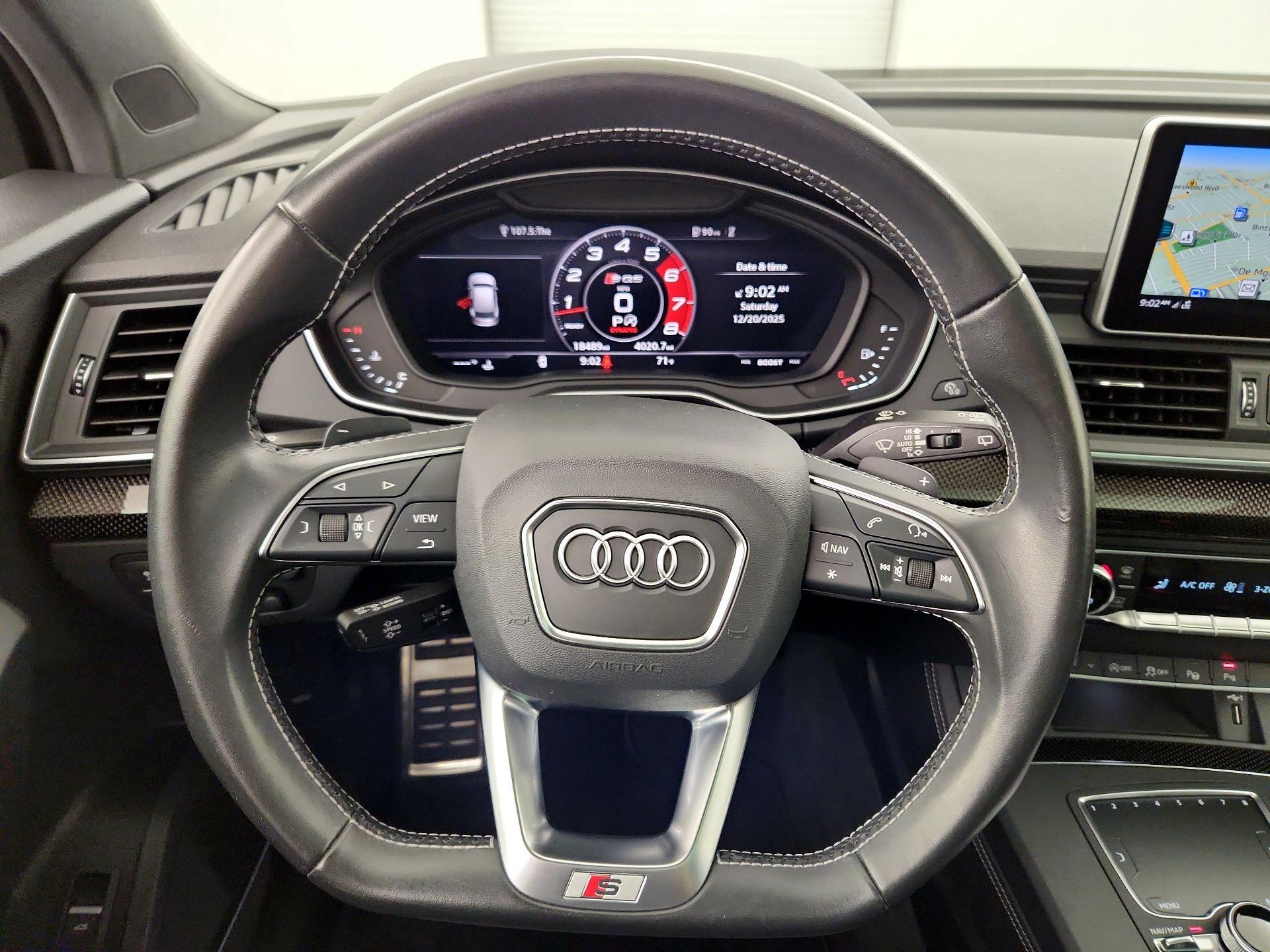 Thumbnail: 2019 Audi SQ5 - 10