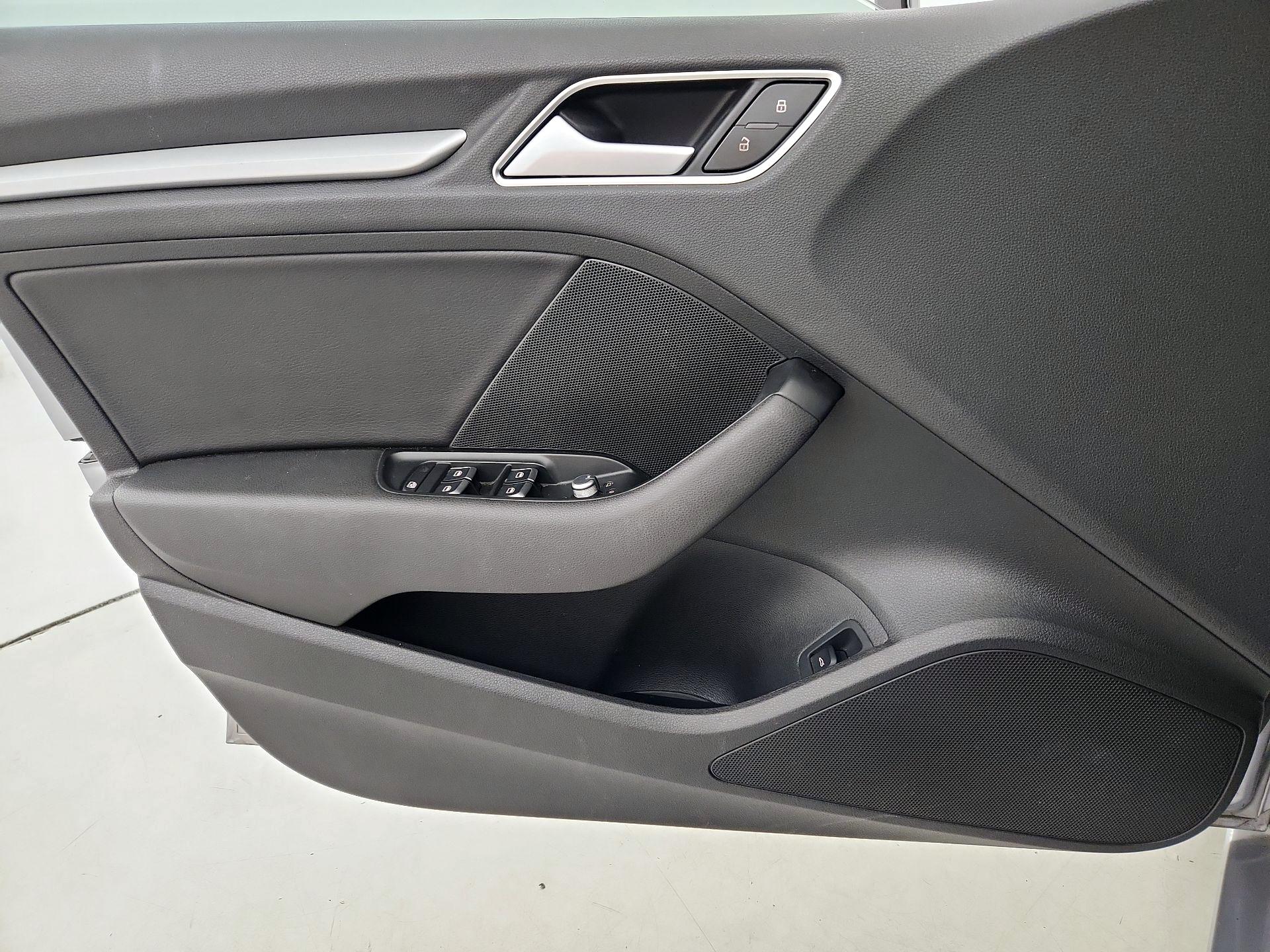 Thumbnail: 2016 Audi A3 - 12