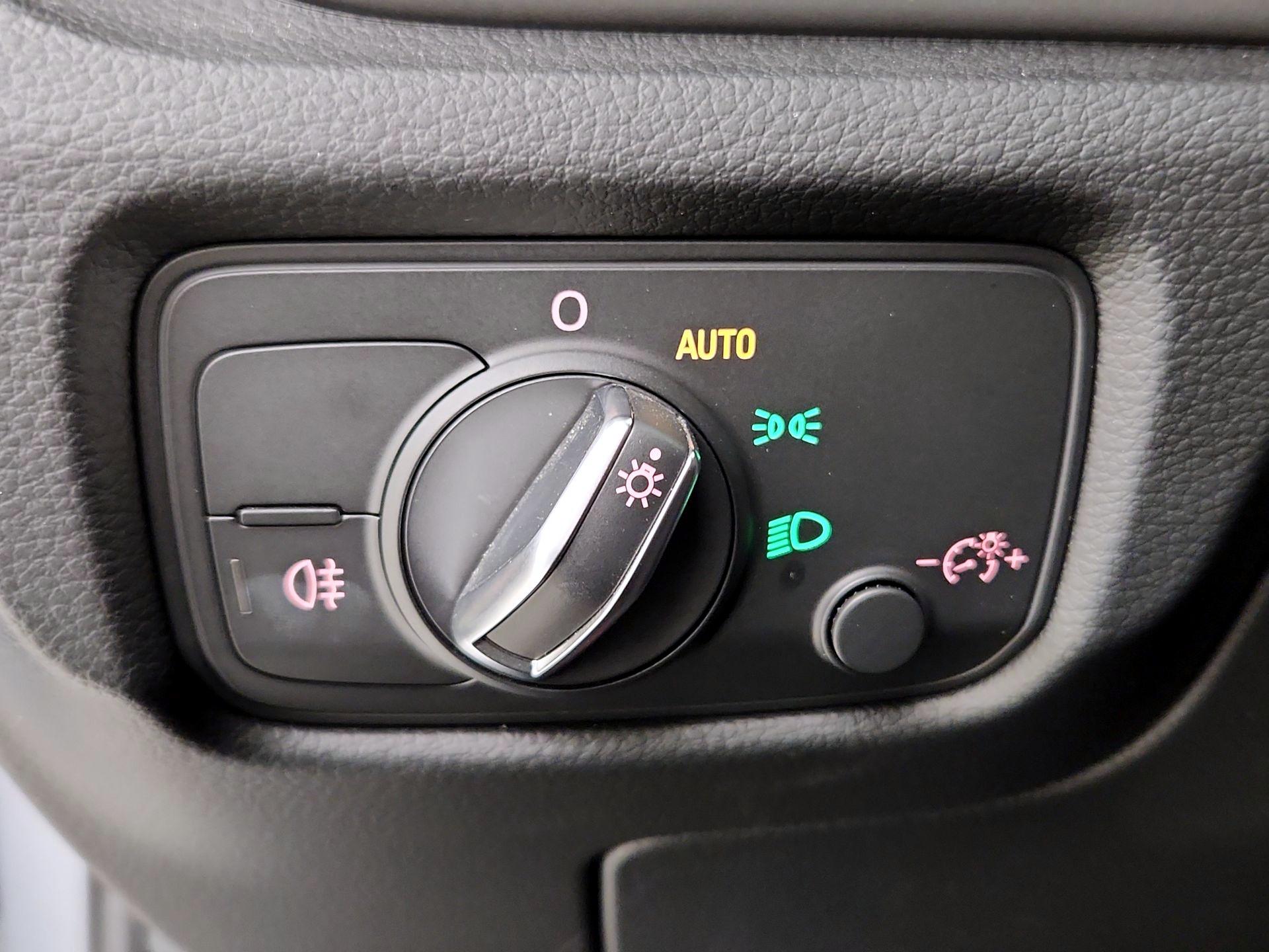 Thumbnail: 2016 Audi A3 - 13