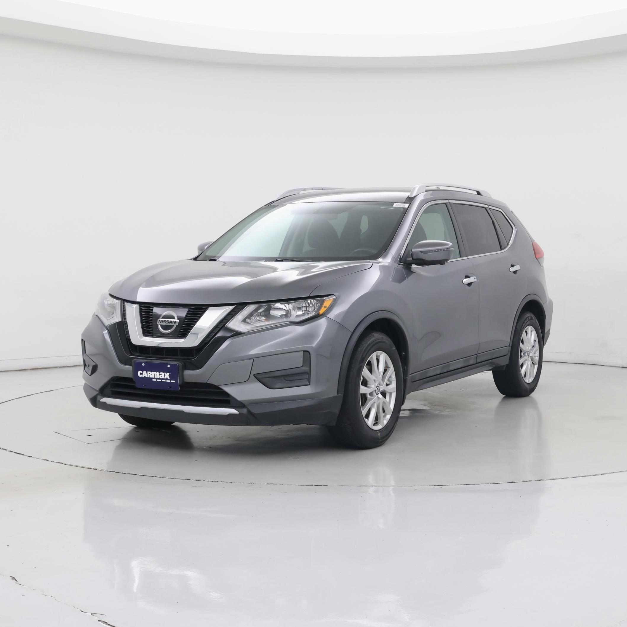 Thumbnail: 2017 Nissan Rogue - 4