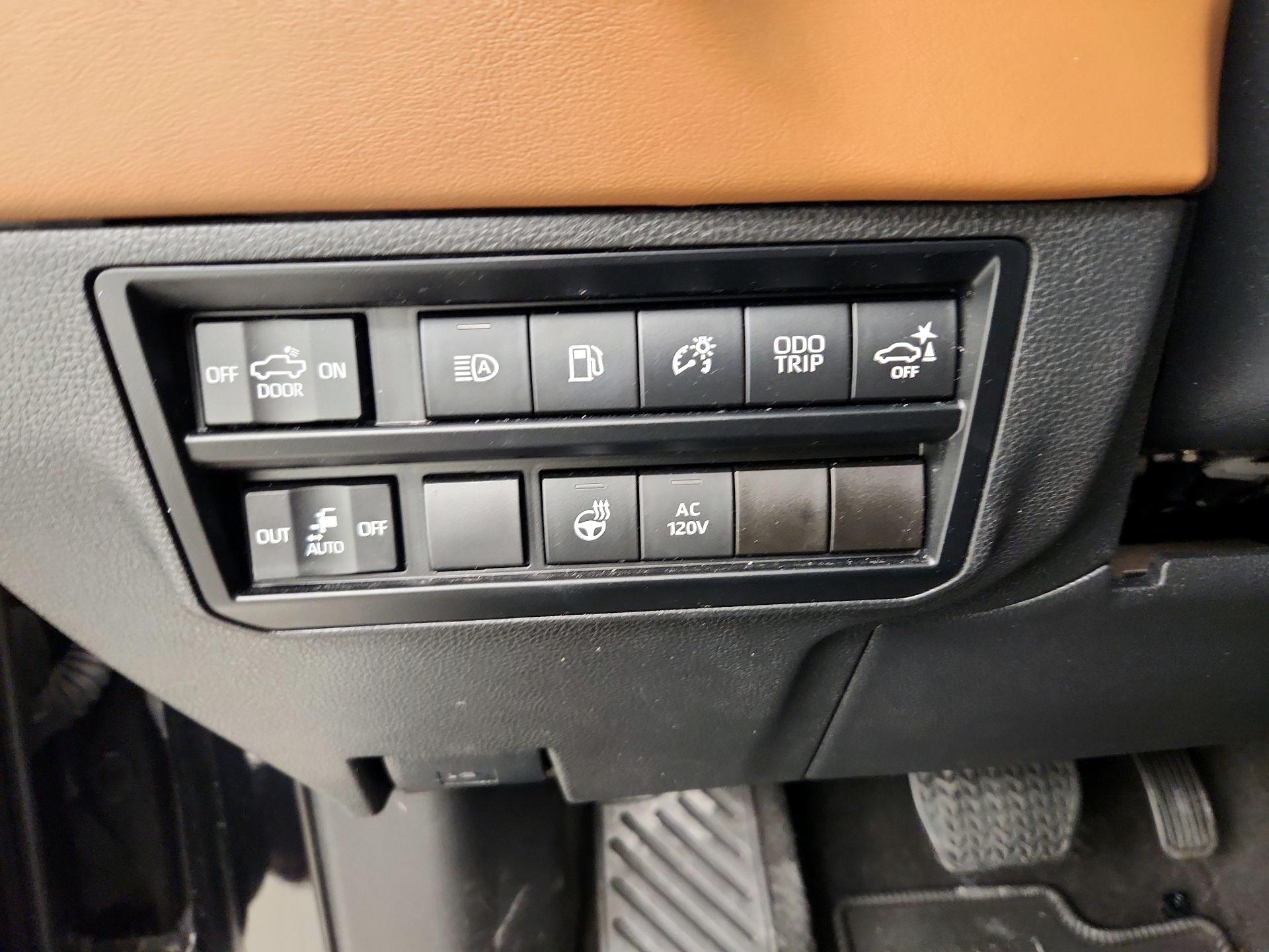 Thumbnail: 2023 Toyota Tundra - 13