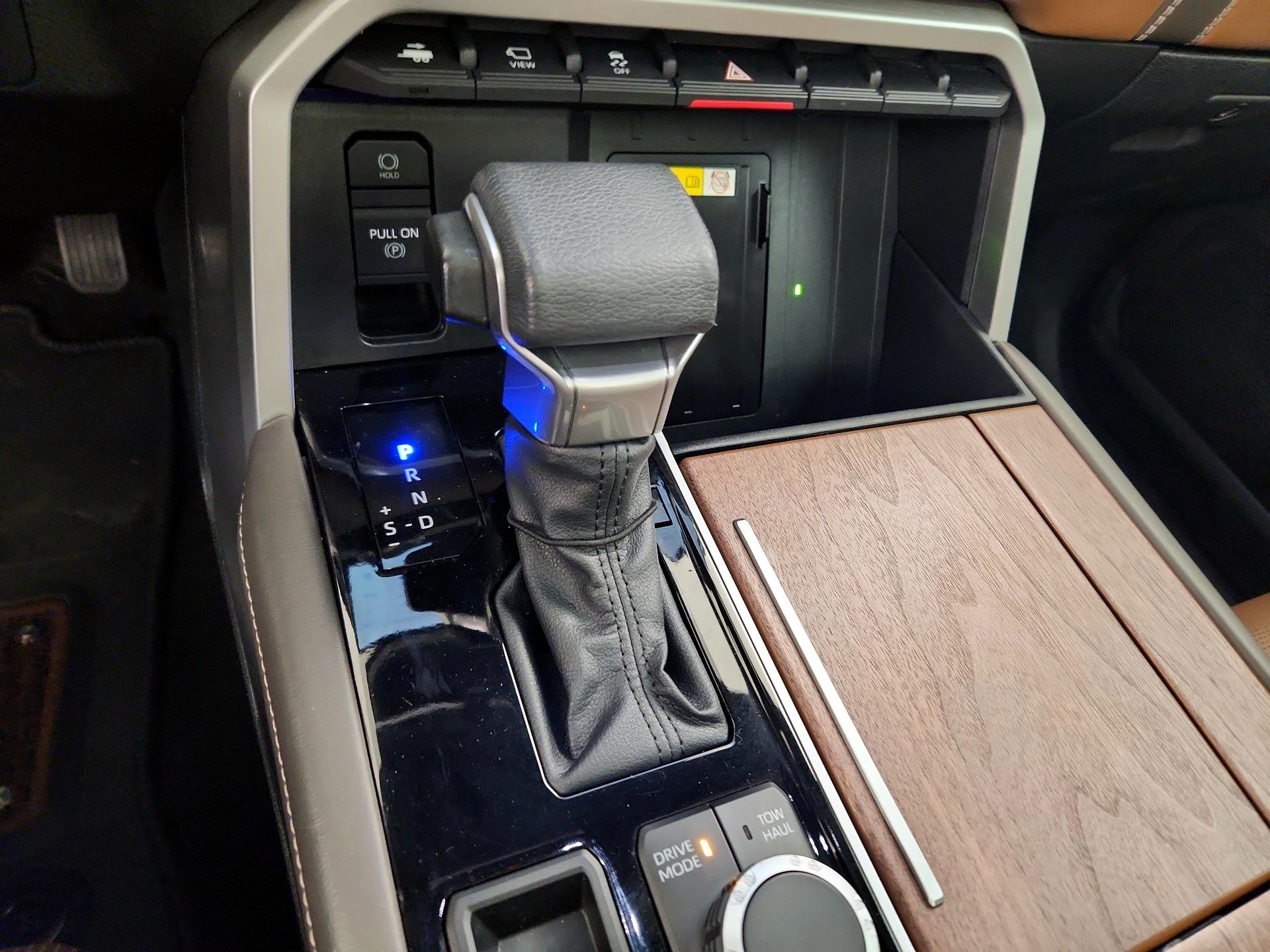 Thumbnail: 2023 Toyota Tundra - 17