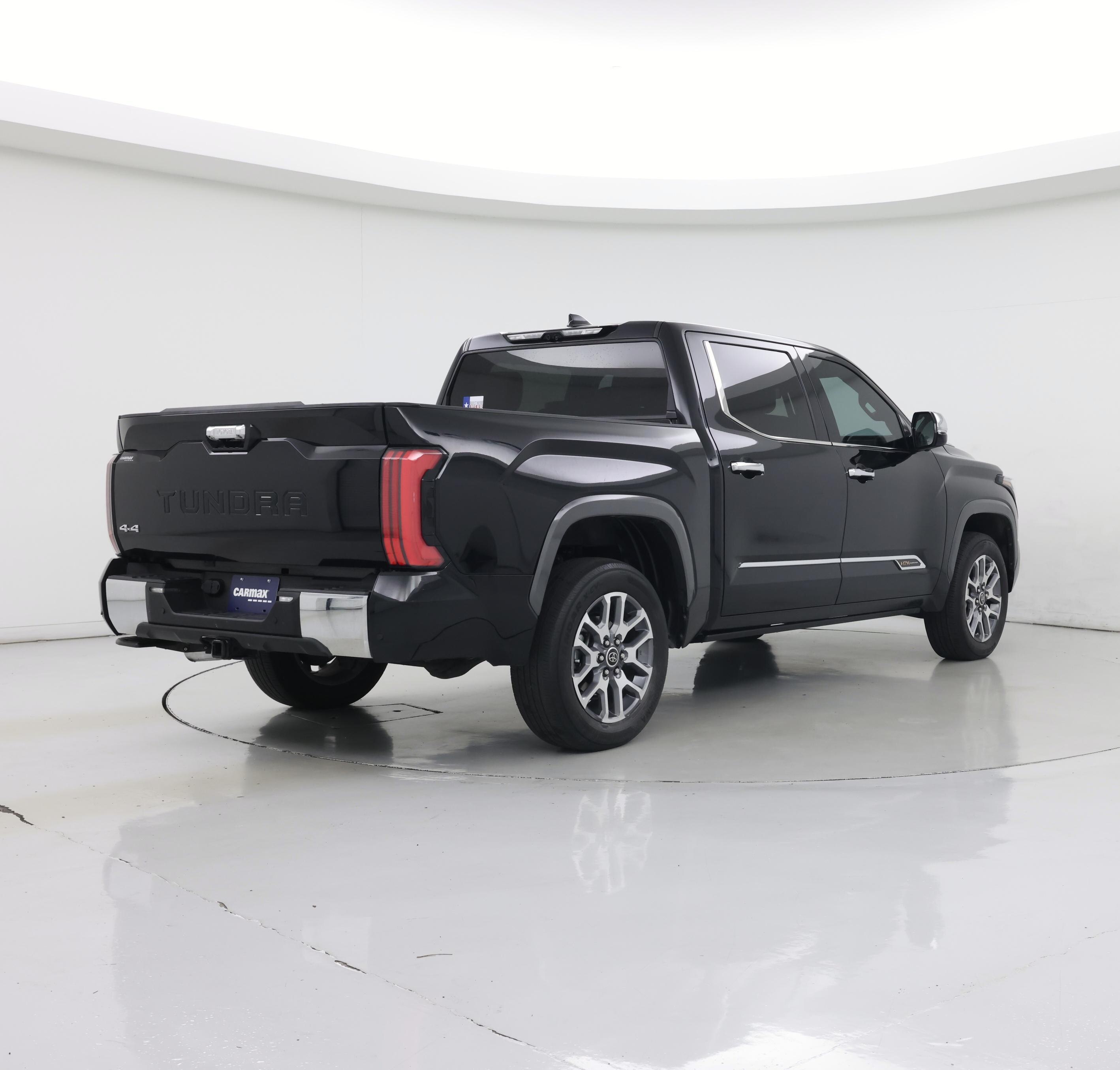 Thumbnail: 2023 Toyota Tundra - 8