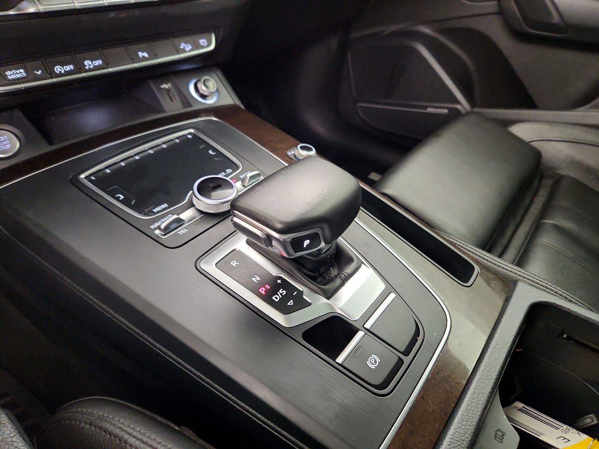 Thumbnail: 2018 Audi Q5 - 18