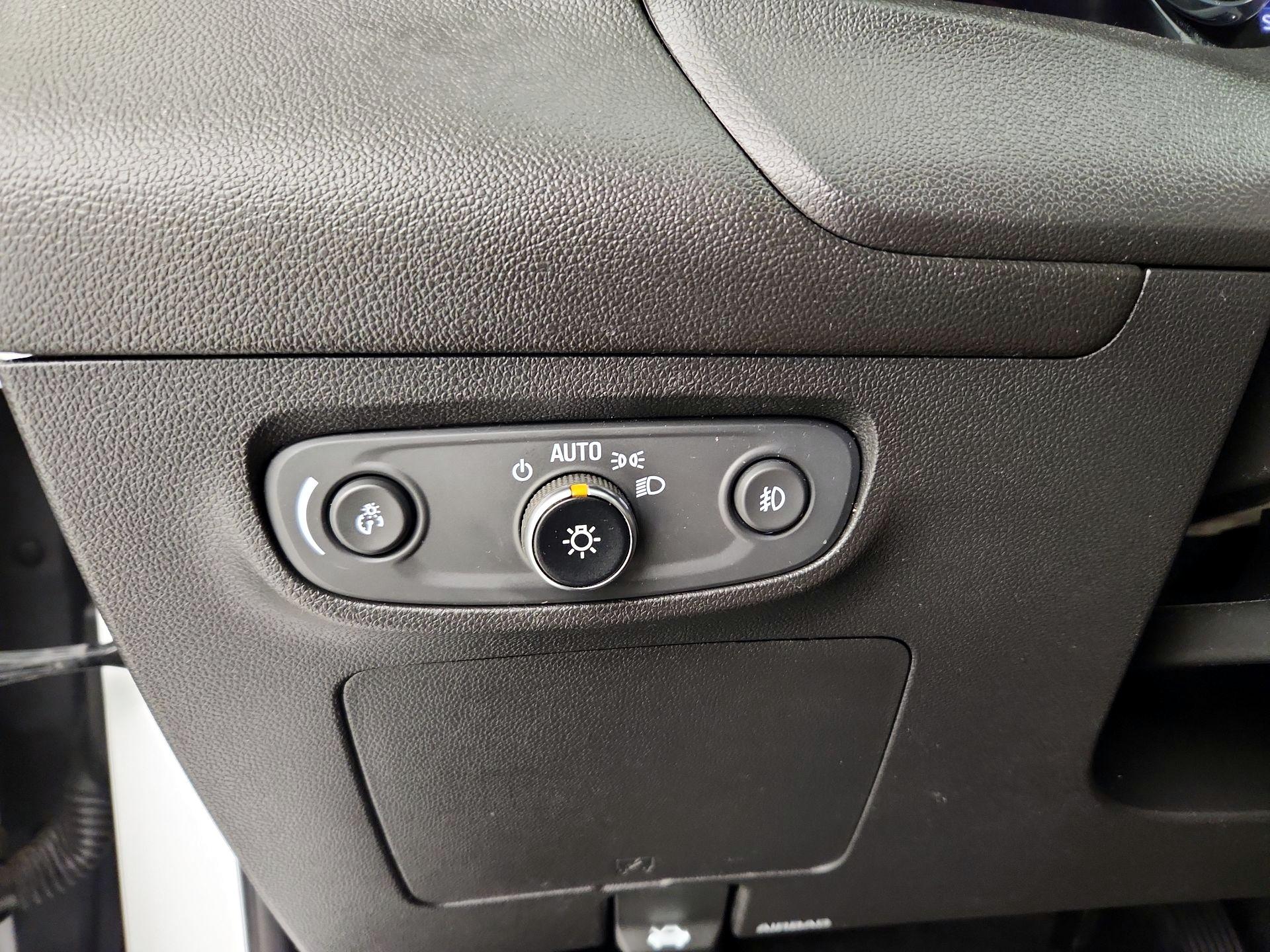 Thumbnail: 2021 Buick Encore GX - 13