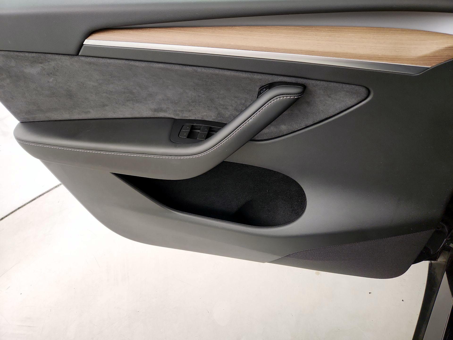 Thumbnail: 2024 Tesla Model Y - 12