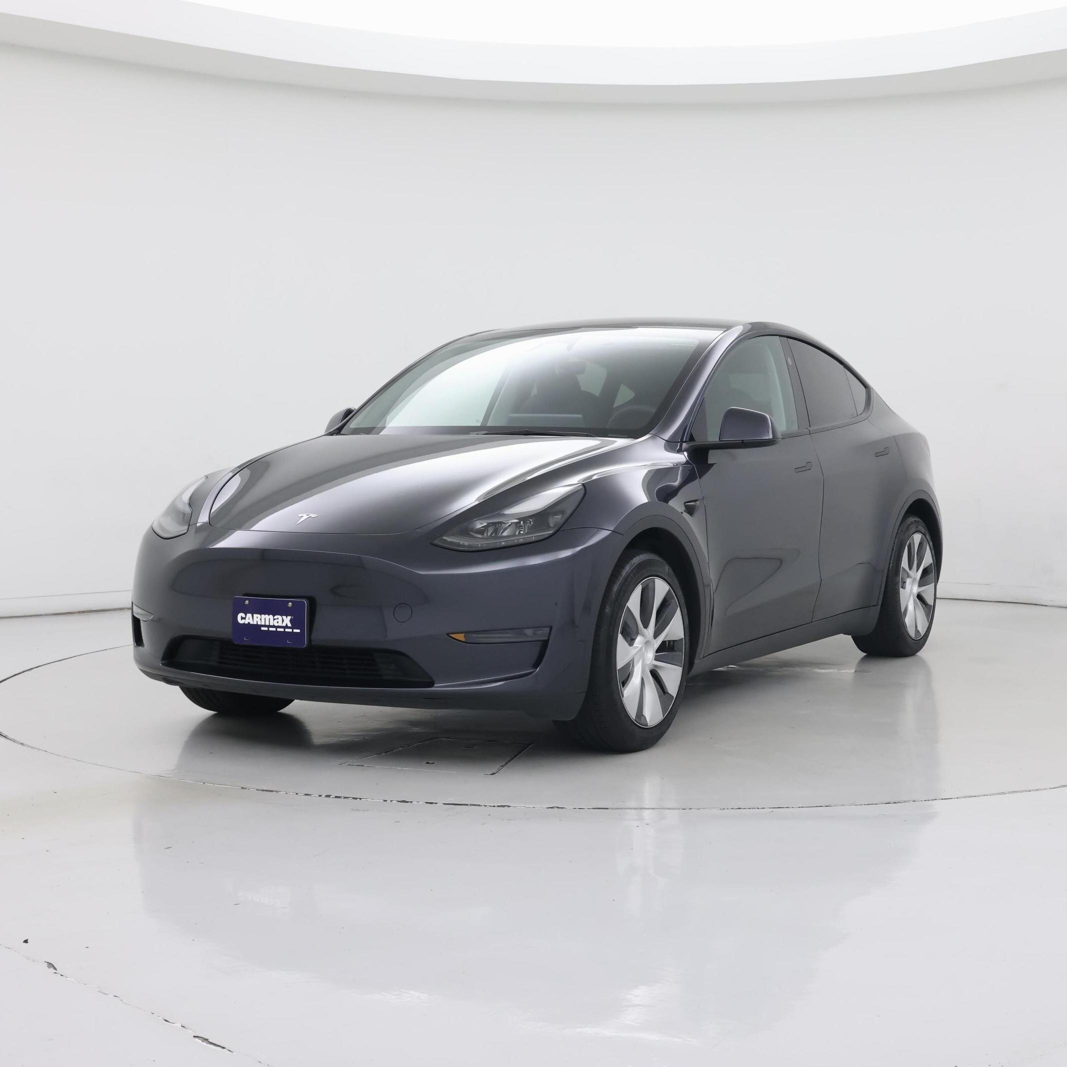 Thumbnail: 2024 Tesla Model Y - 4