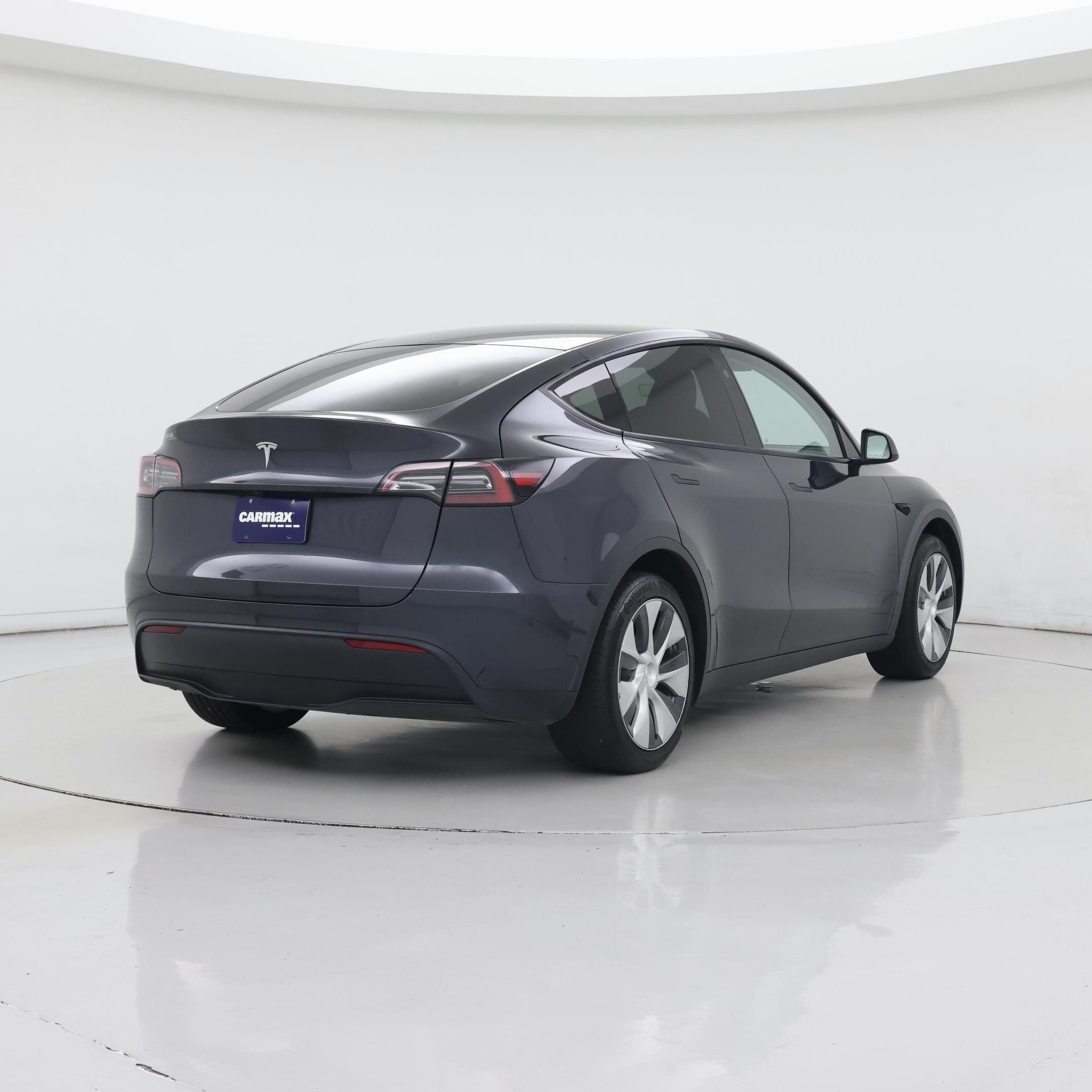 Thumbnail: 2024 Tesla Model Y - 8