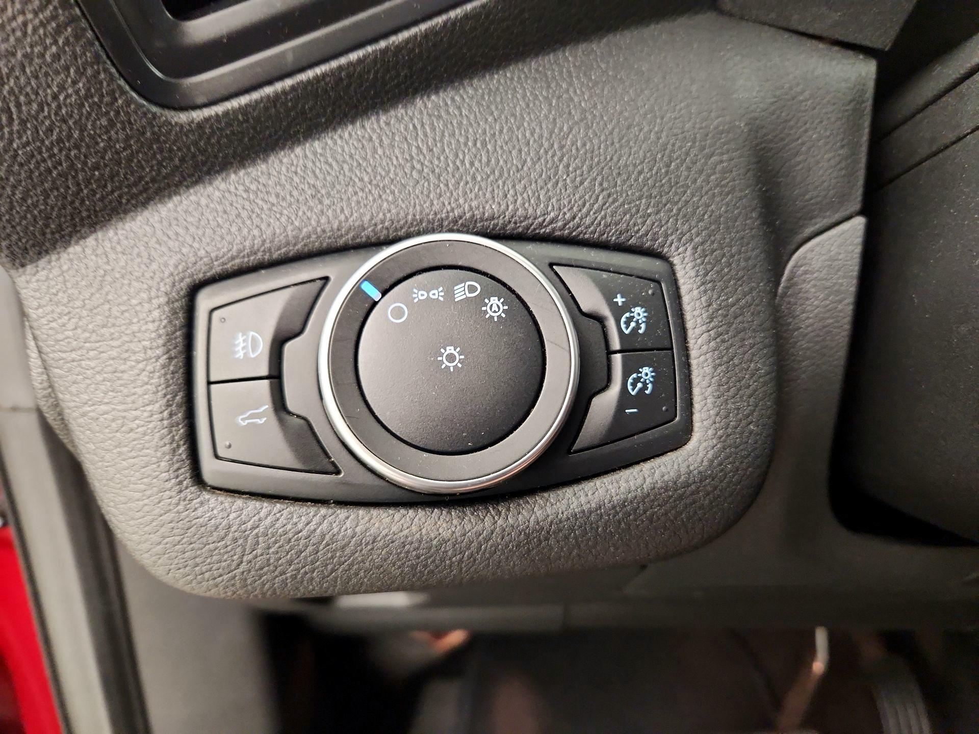 Thumbnail: 2019 Ford Escape - 13