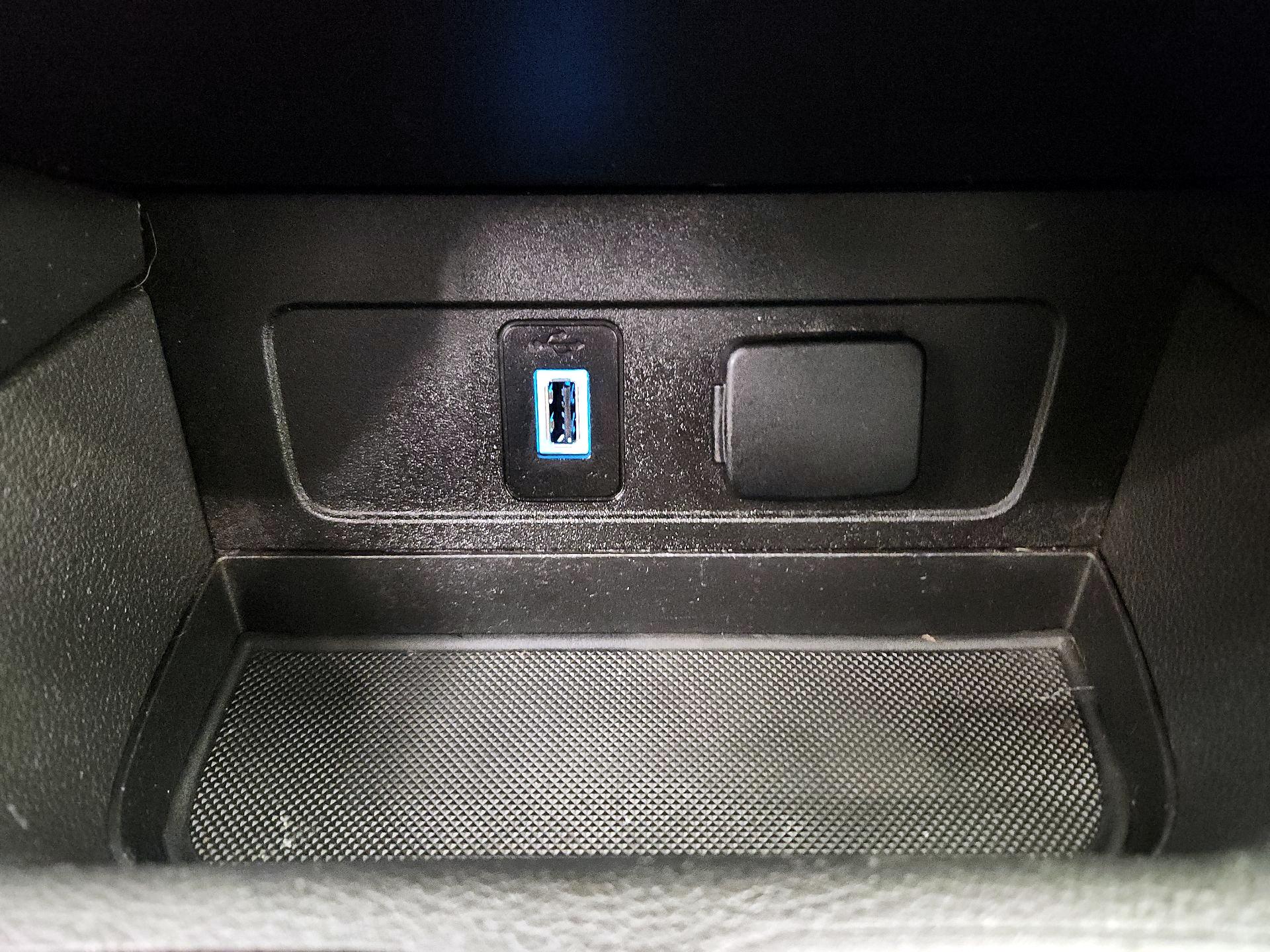 Thumbnail: 2019 Ford Escape - 18