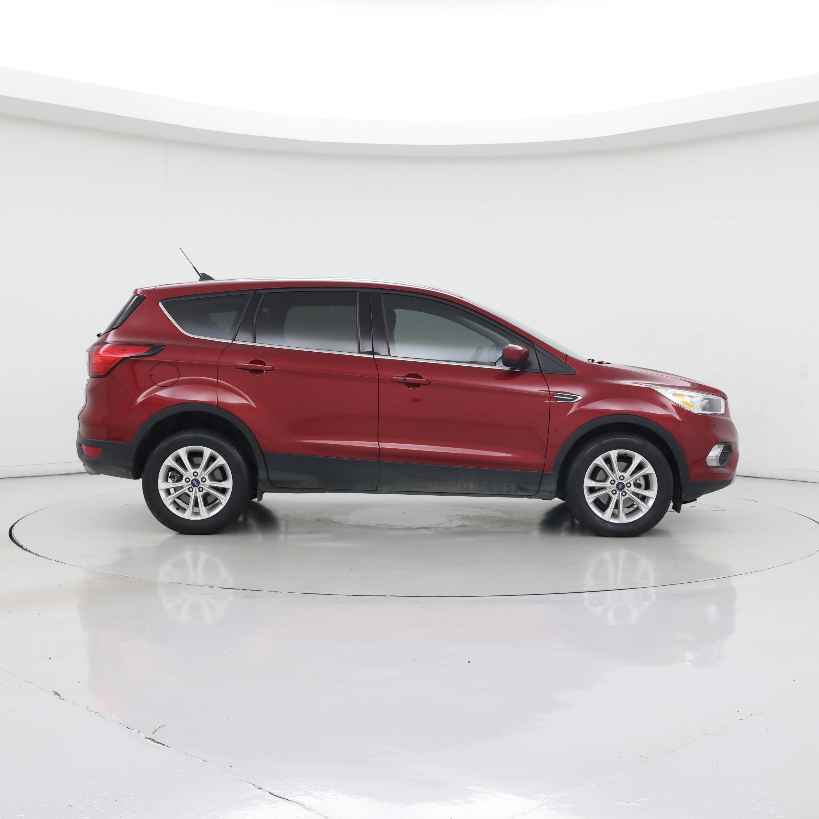 Thumbnail: 2019 Ford Escape - 7