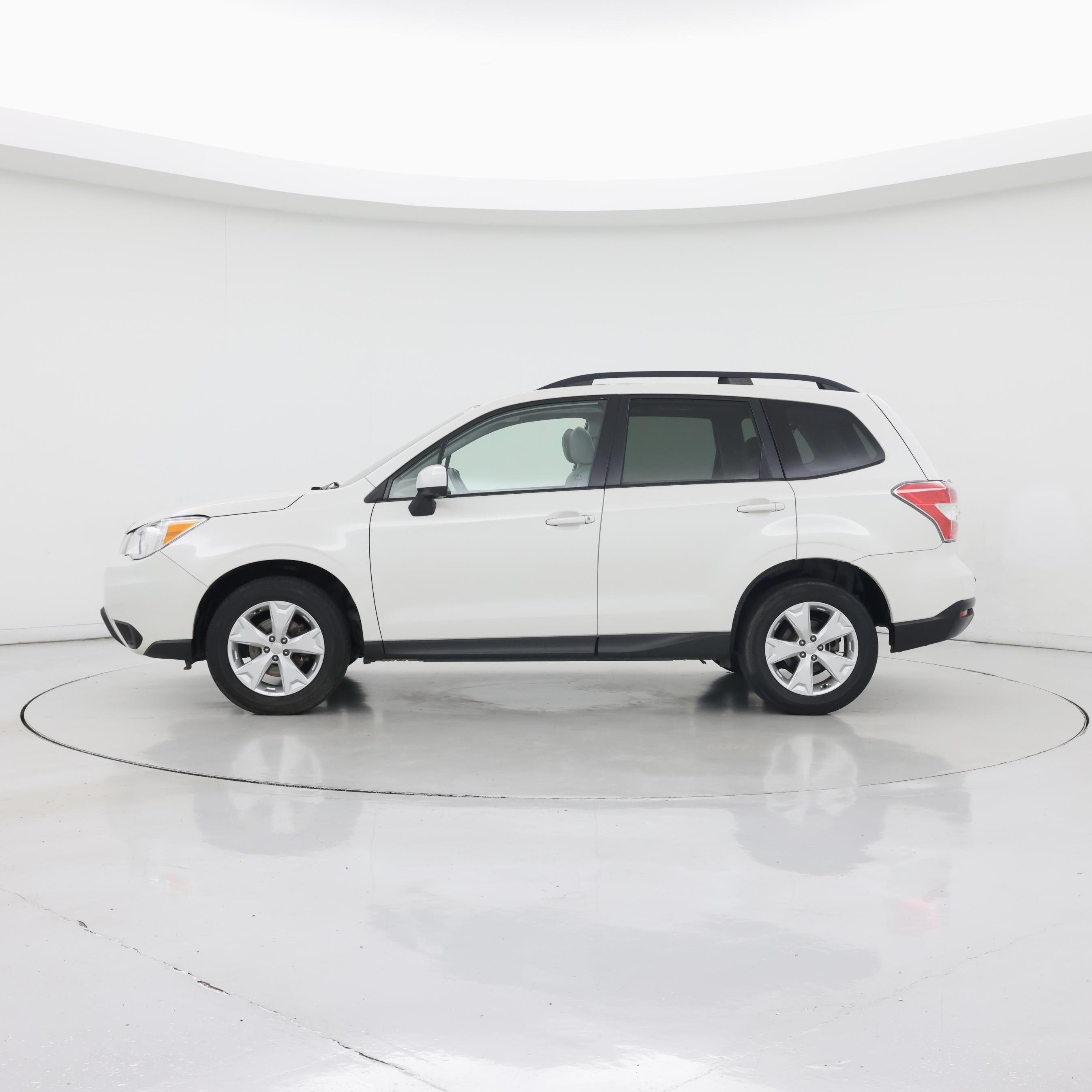 Thumbnail: 2016 Subaru Forester - 3