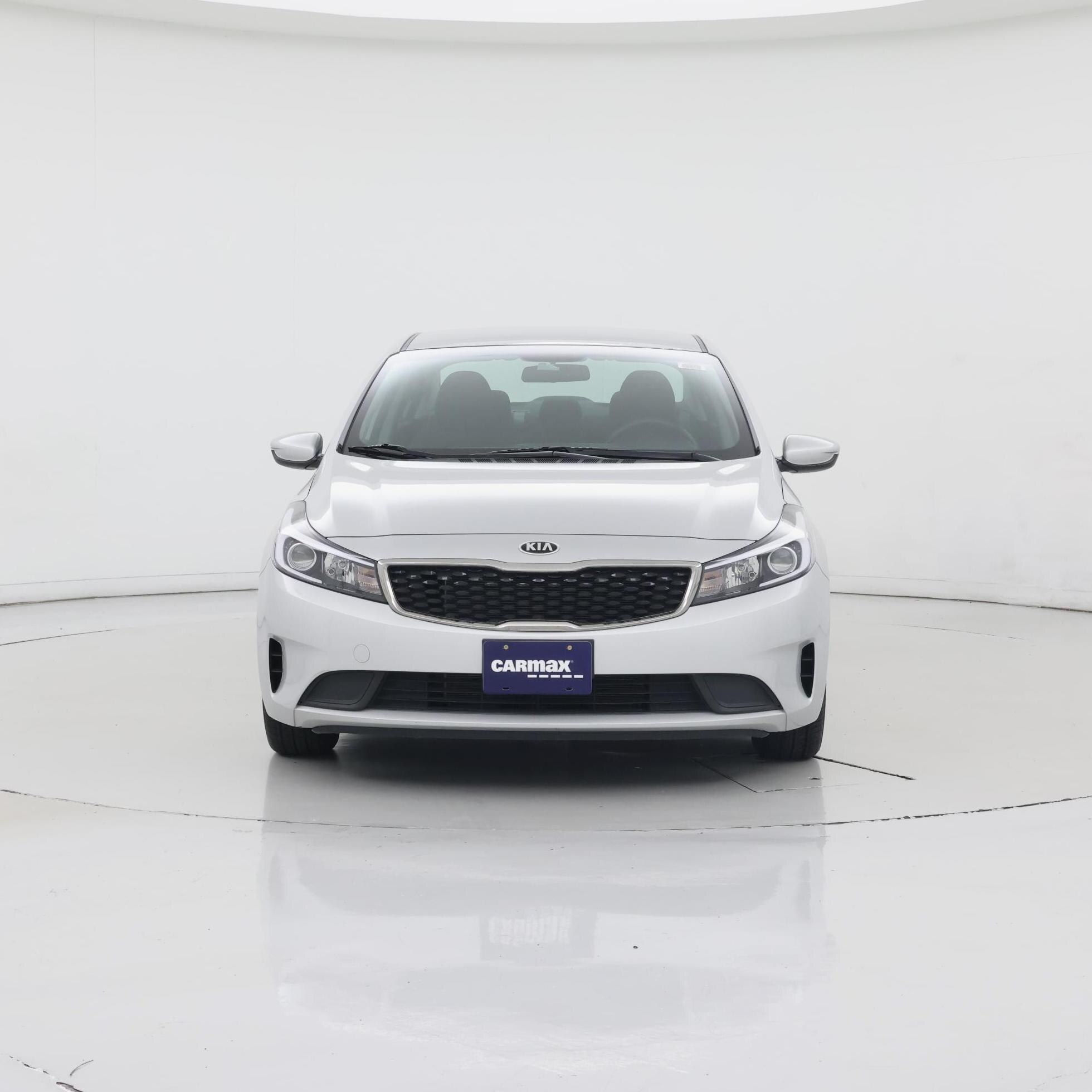 Thumbnail: 2017 Kia Forte - 5