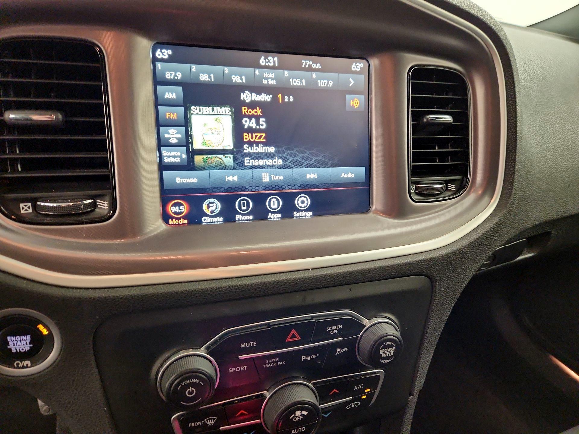 Thumbnail: 2022 Dodge Charger - 15