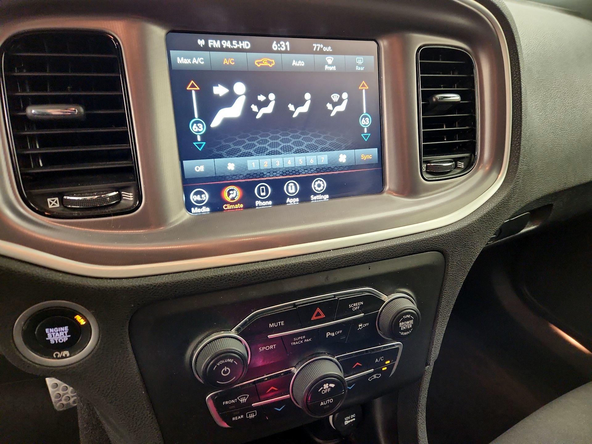 Thumbnail: 2022 Dodge Charger - 16