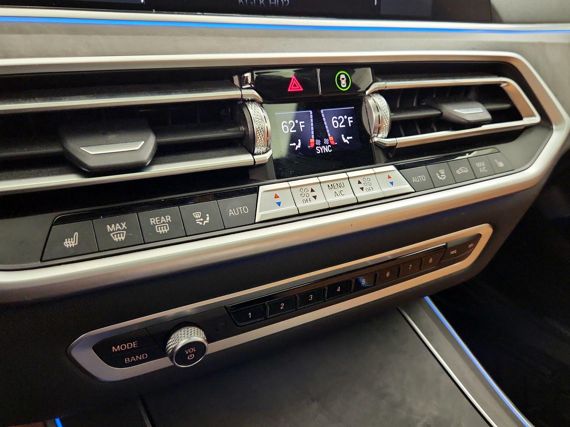 Thumbnail: 2022 BMW X5 - 17