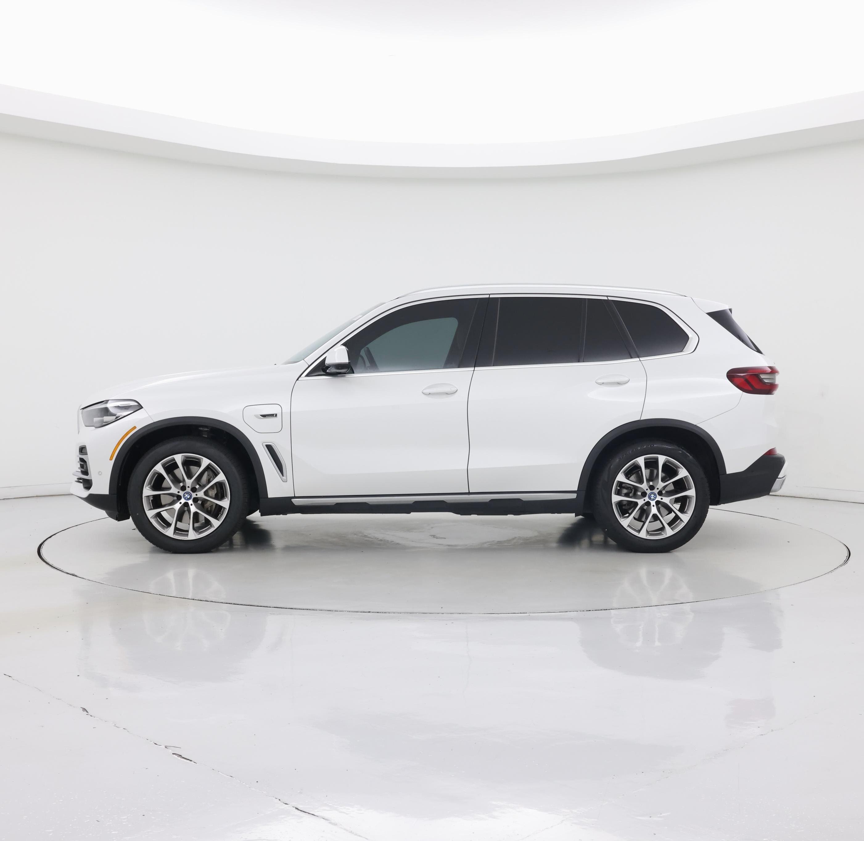 Thumbnail: 2022 BMW X5 - 3