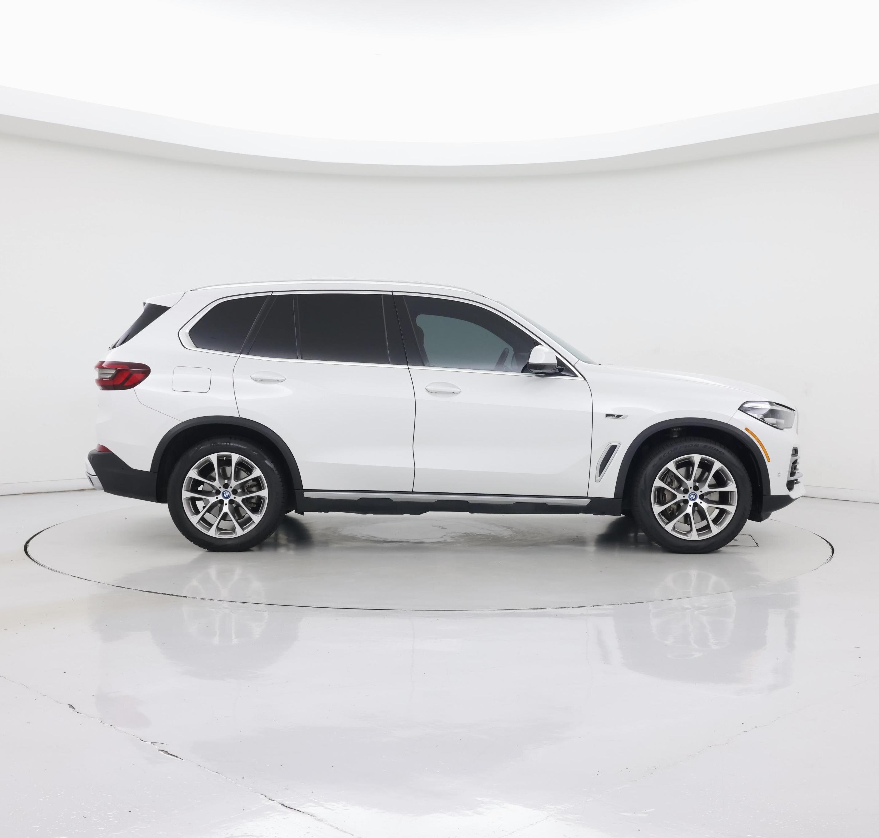 Thumbnail: 2022 BMW X5 - 7