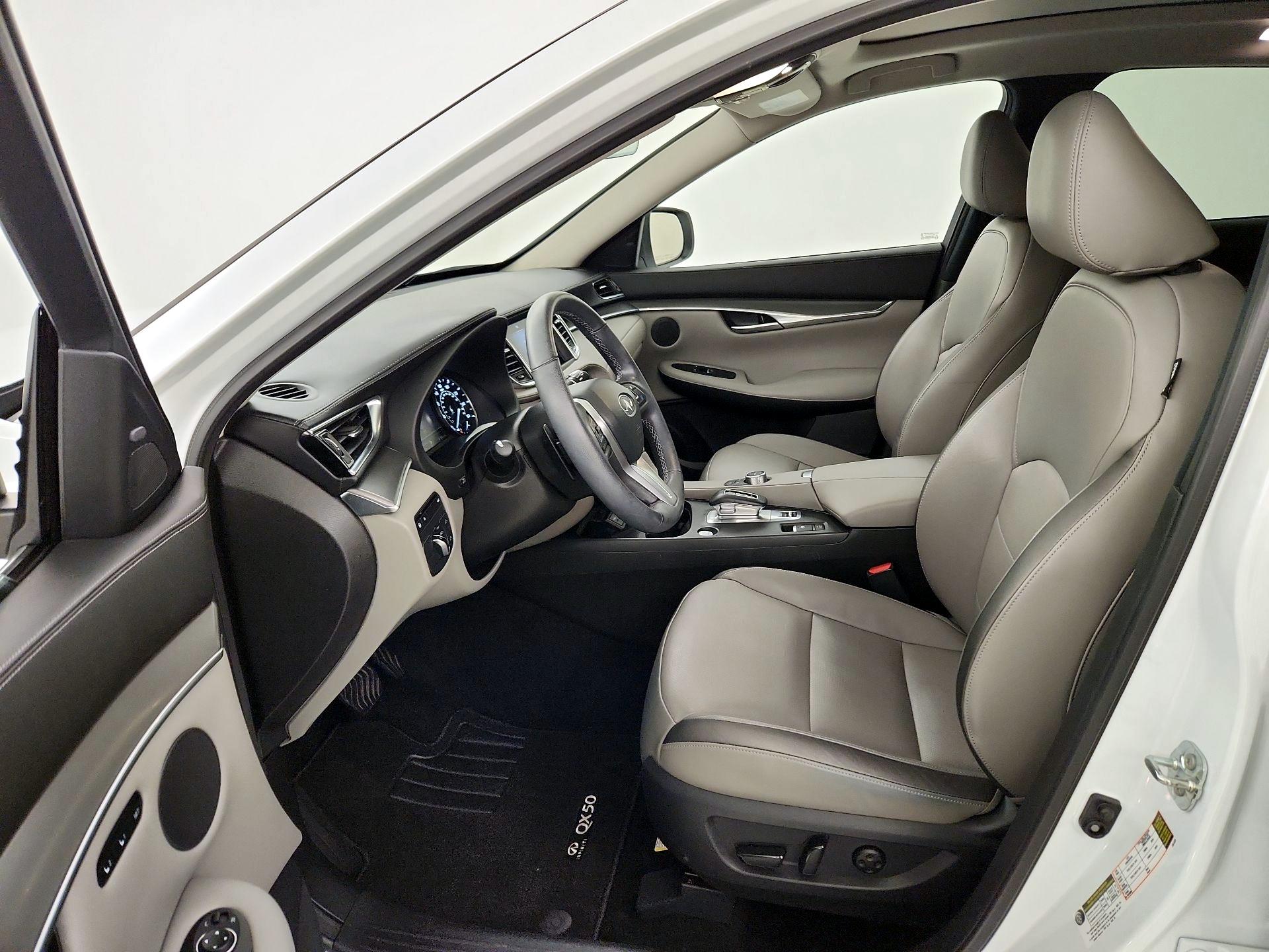 Thumbnail: 2024 INFINITI QX50 - 11