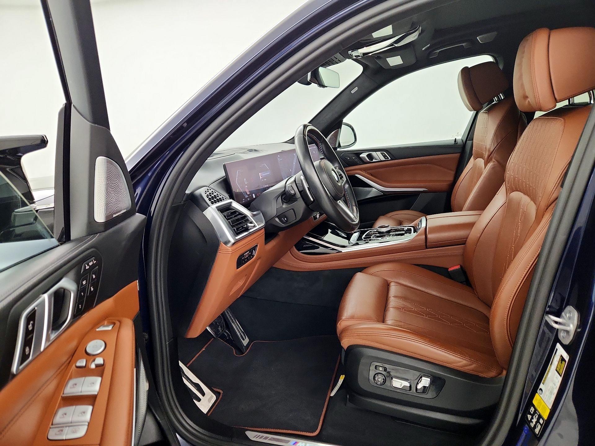 Thumbnail: 2023 BMW X7 - 11