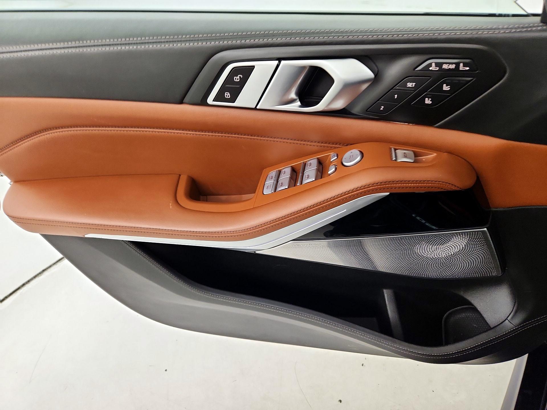 Thumbnail: 2023 BMW X7 - 12