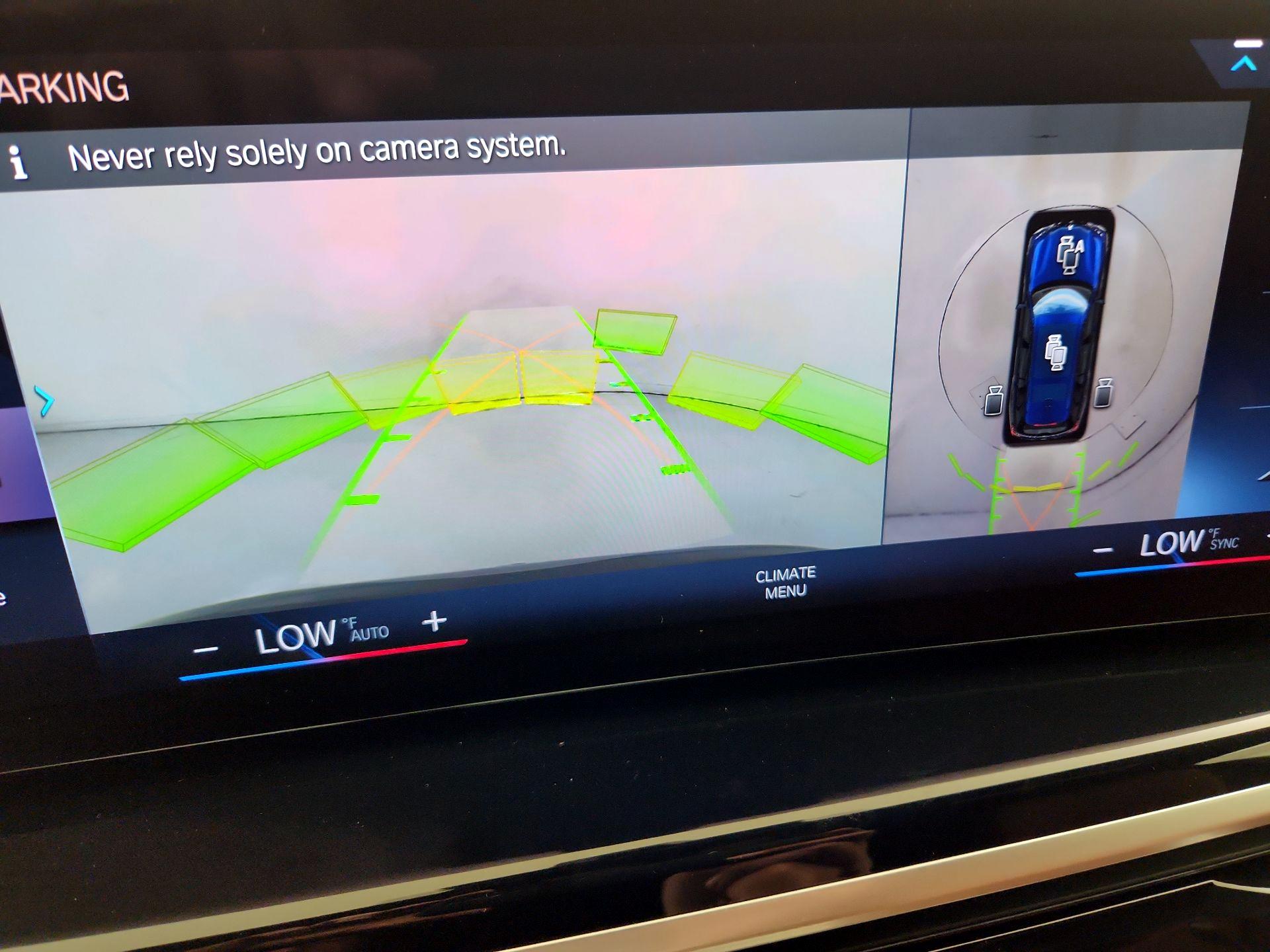 Thumbnail: 2023 BMW X7 - 15