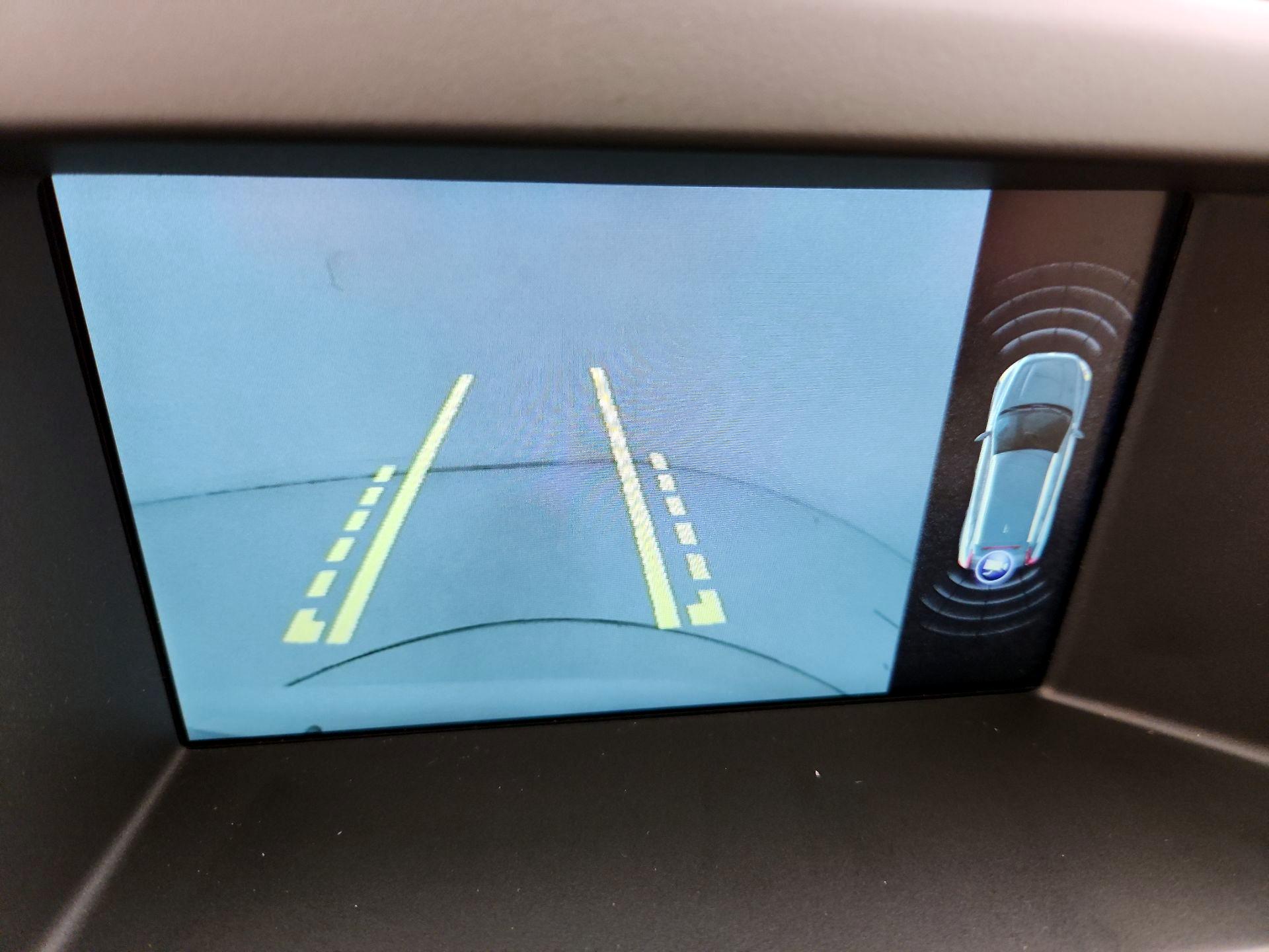 Thumbnail: 2015 Volvo XC60 - 15