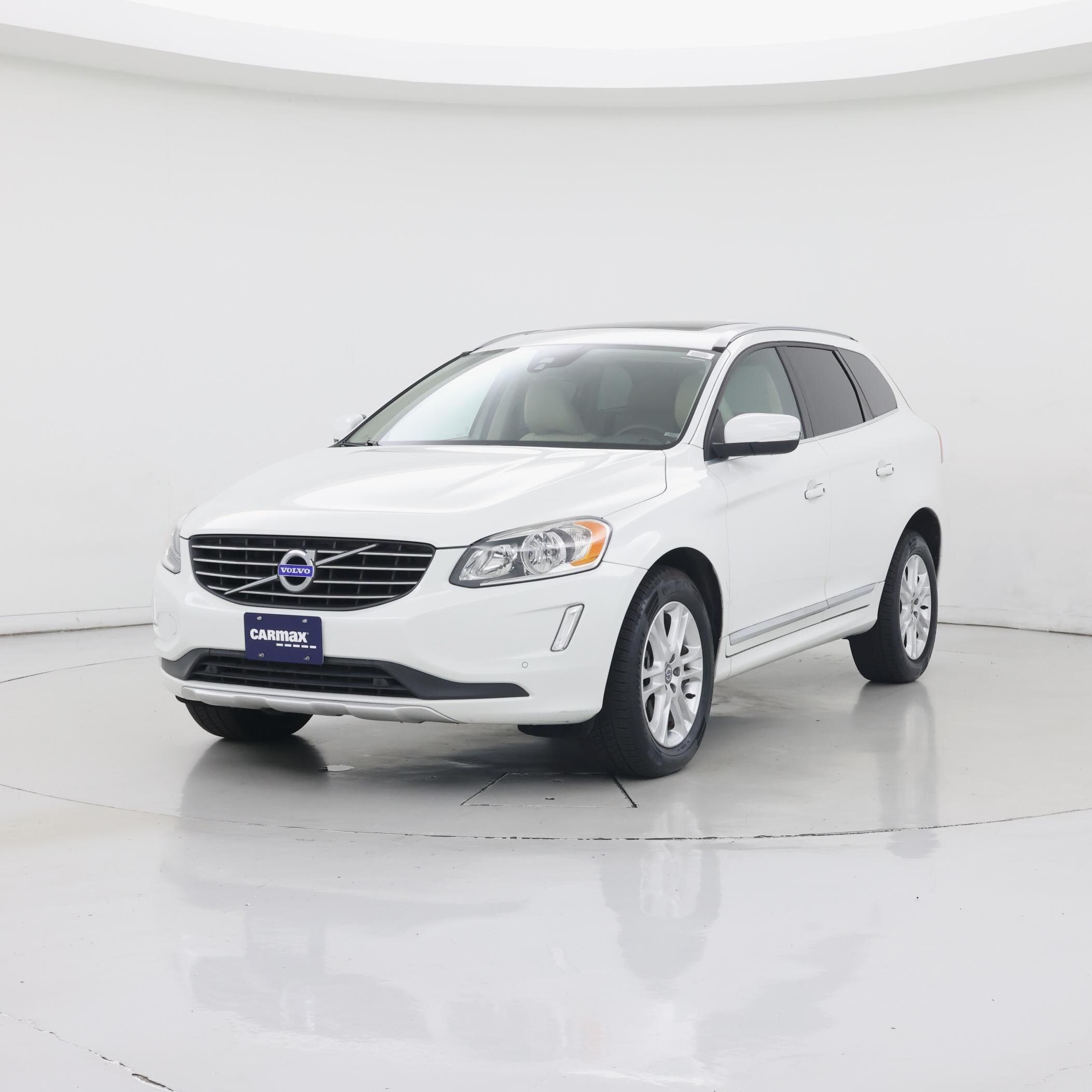 Thumbnail: 2015 Volvo XC60 - 4